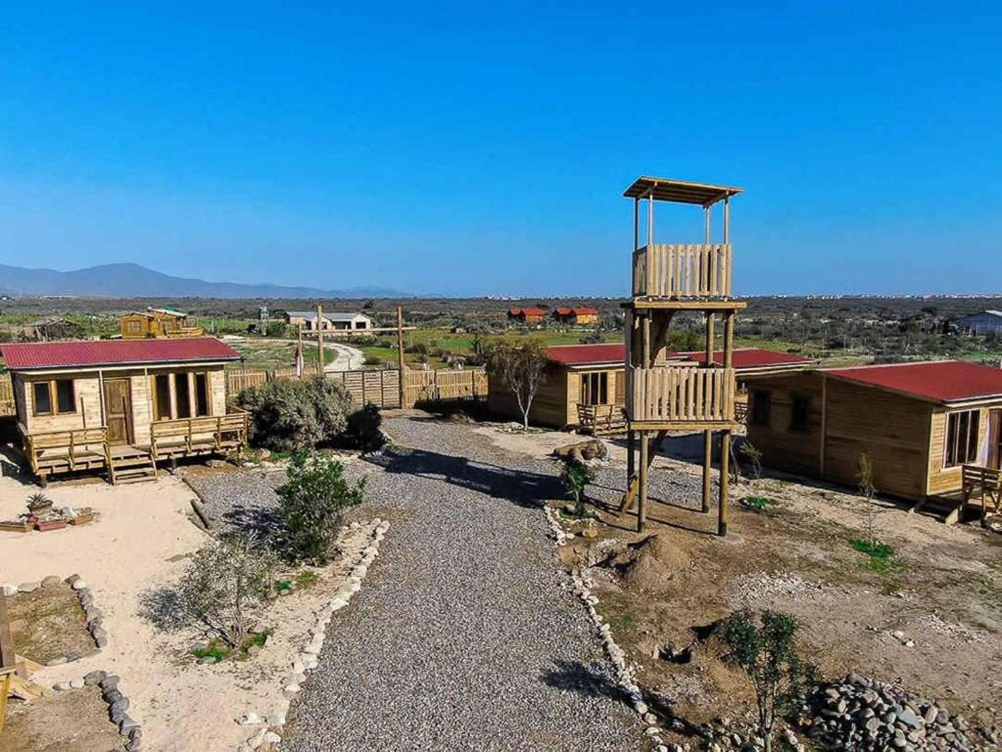 Vista Exterior Ocho Aguilas Eco Lodge