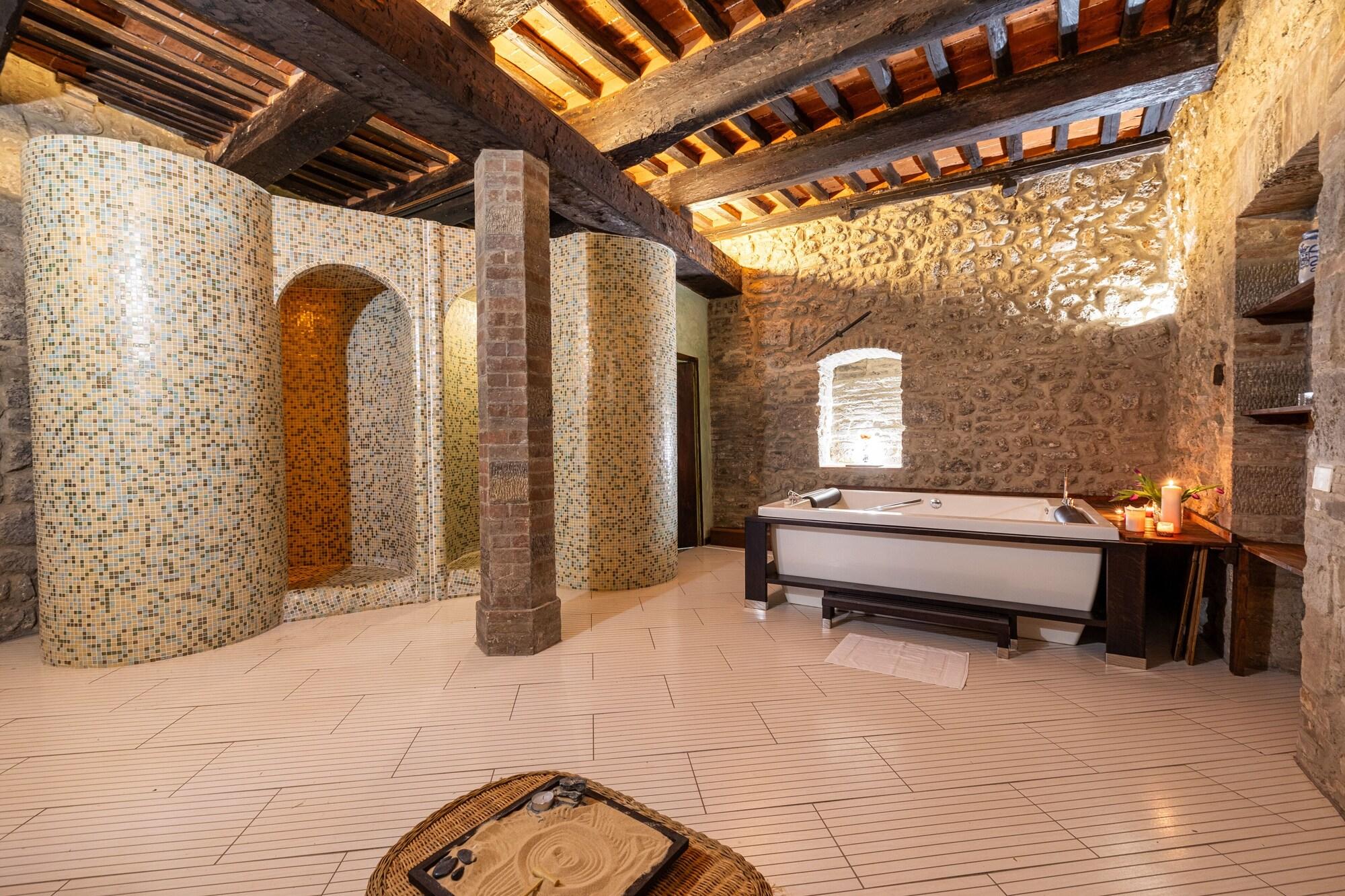 Spa CASTELLO DI SOVICILLE- RESIDENZA D'EPOCA