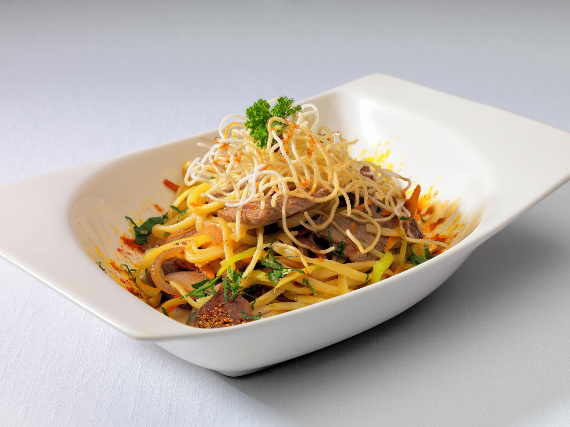 Restaurant H10 White Suites