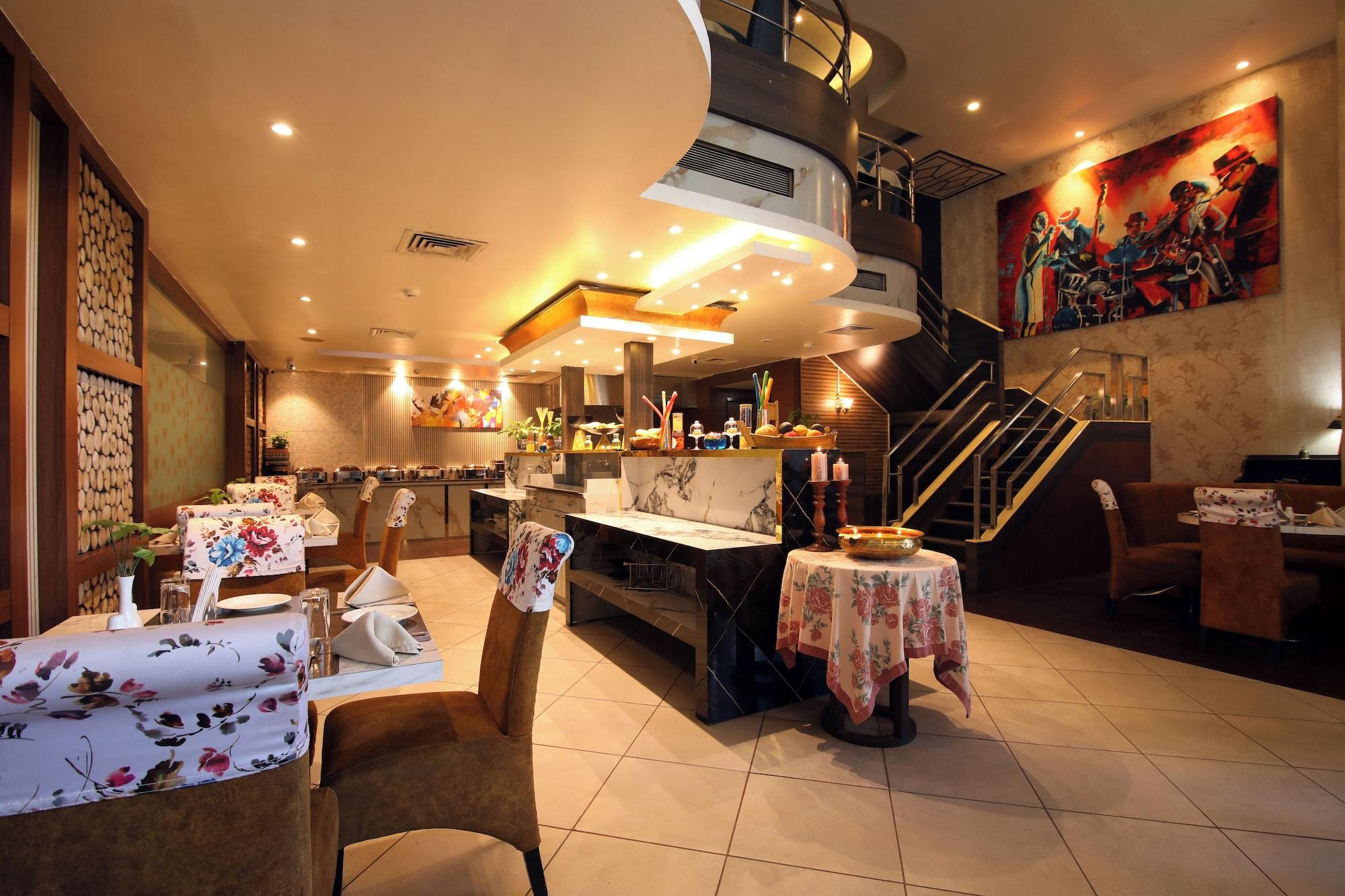 Restaurant Hotel Gateway Grandeur