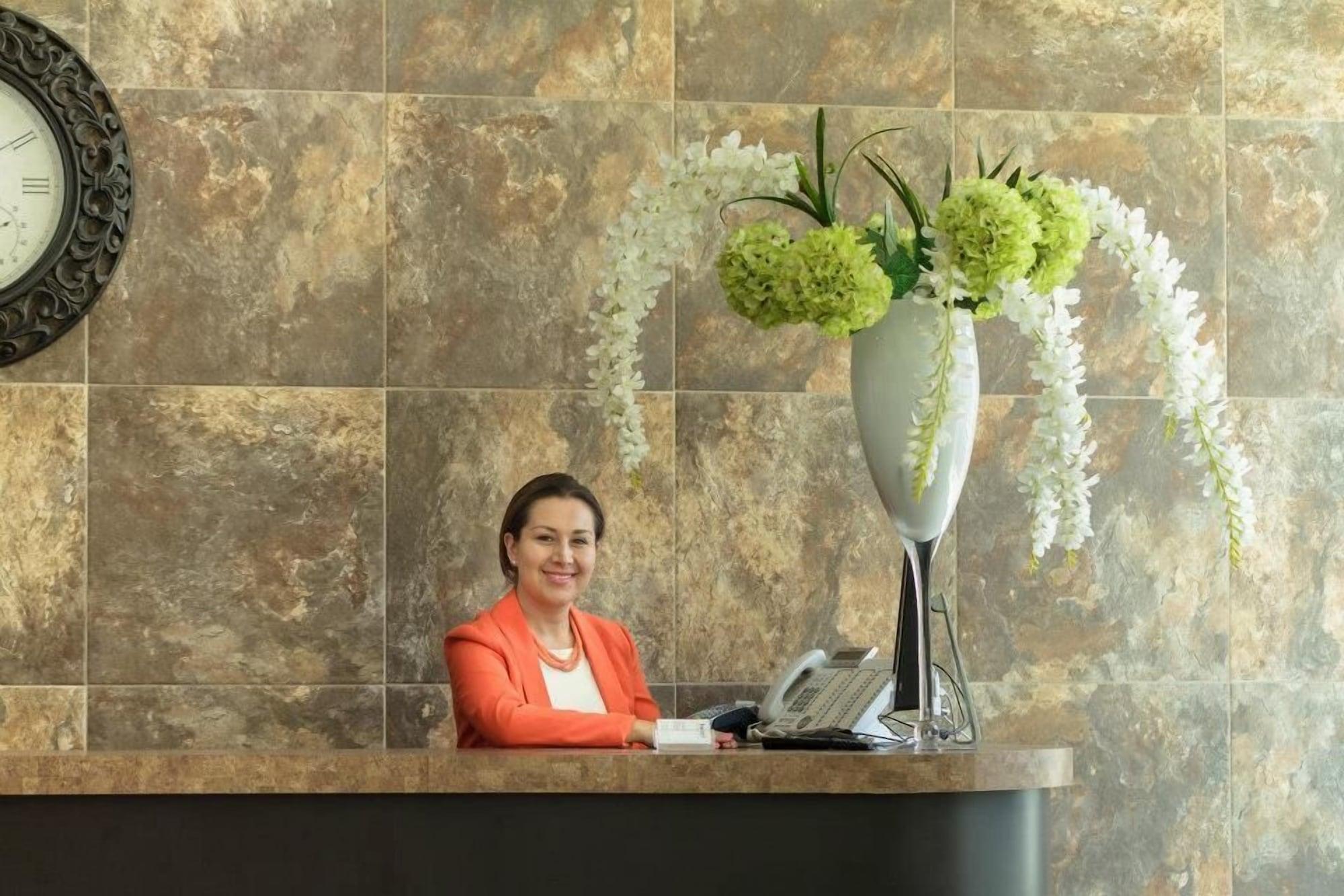 Vista Lobby Hotel Avenida