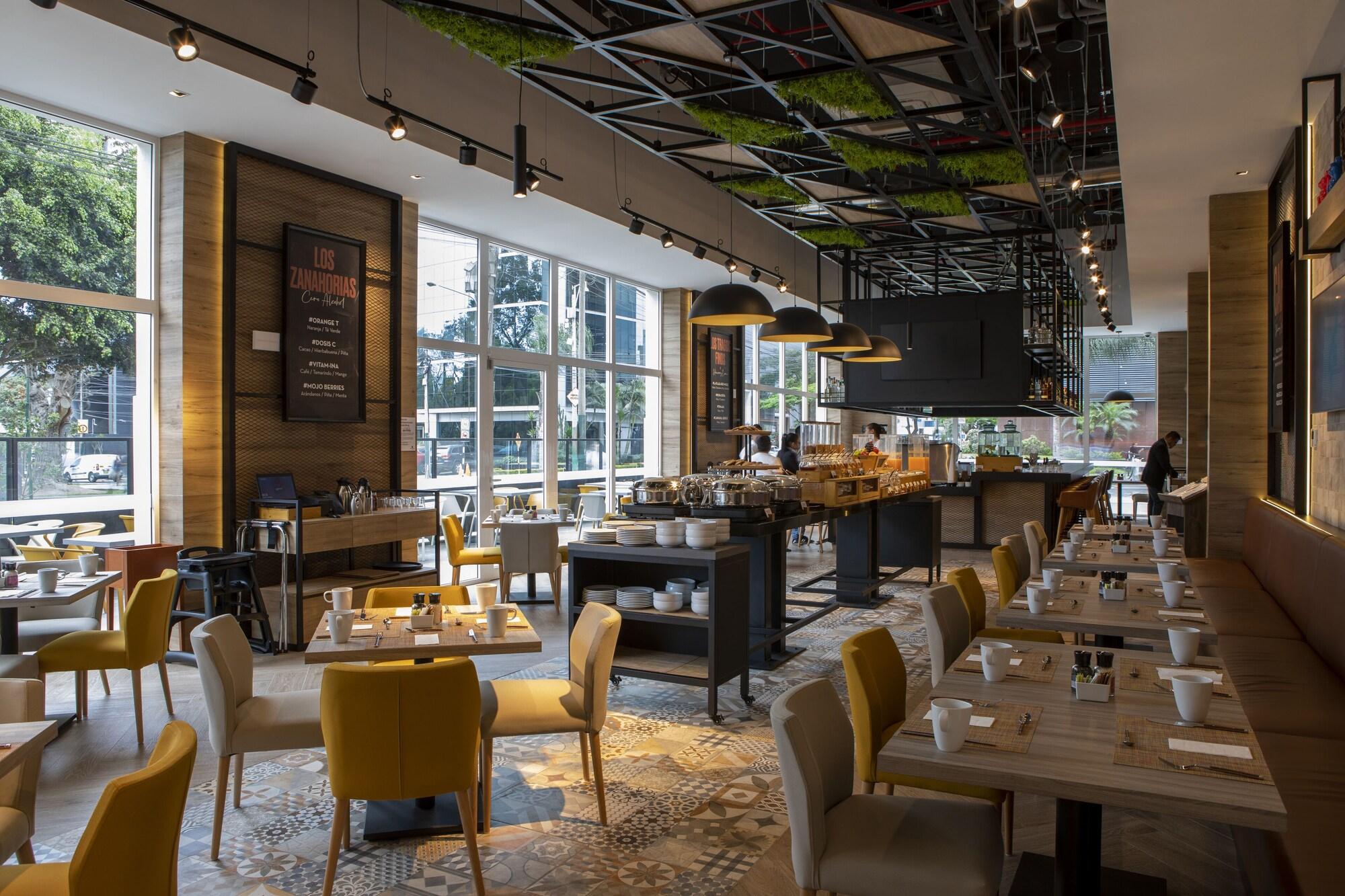 Restaurant Casa Andina Premium San Isidro