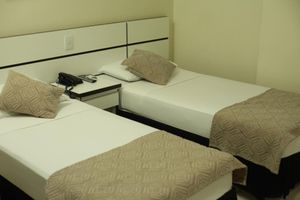 Alojamiento - Havana Palace Hotel II
