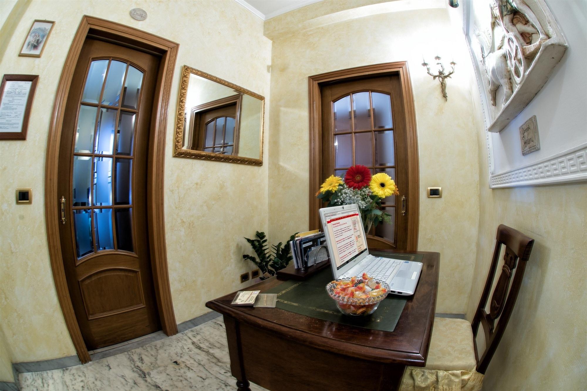 Vista Lobby Giornate Romane