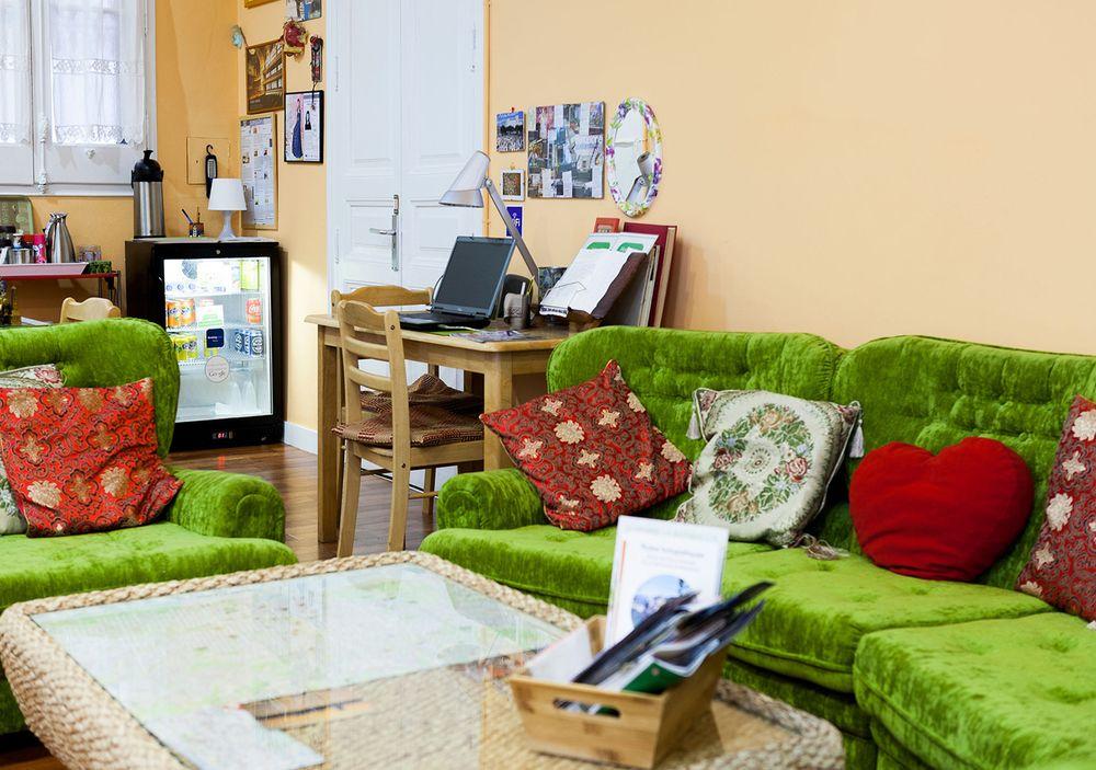 Vista Lobby Hostal Pensio 2000