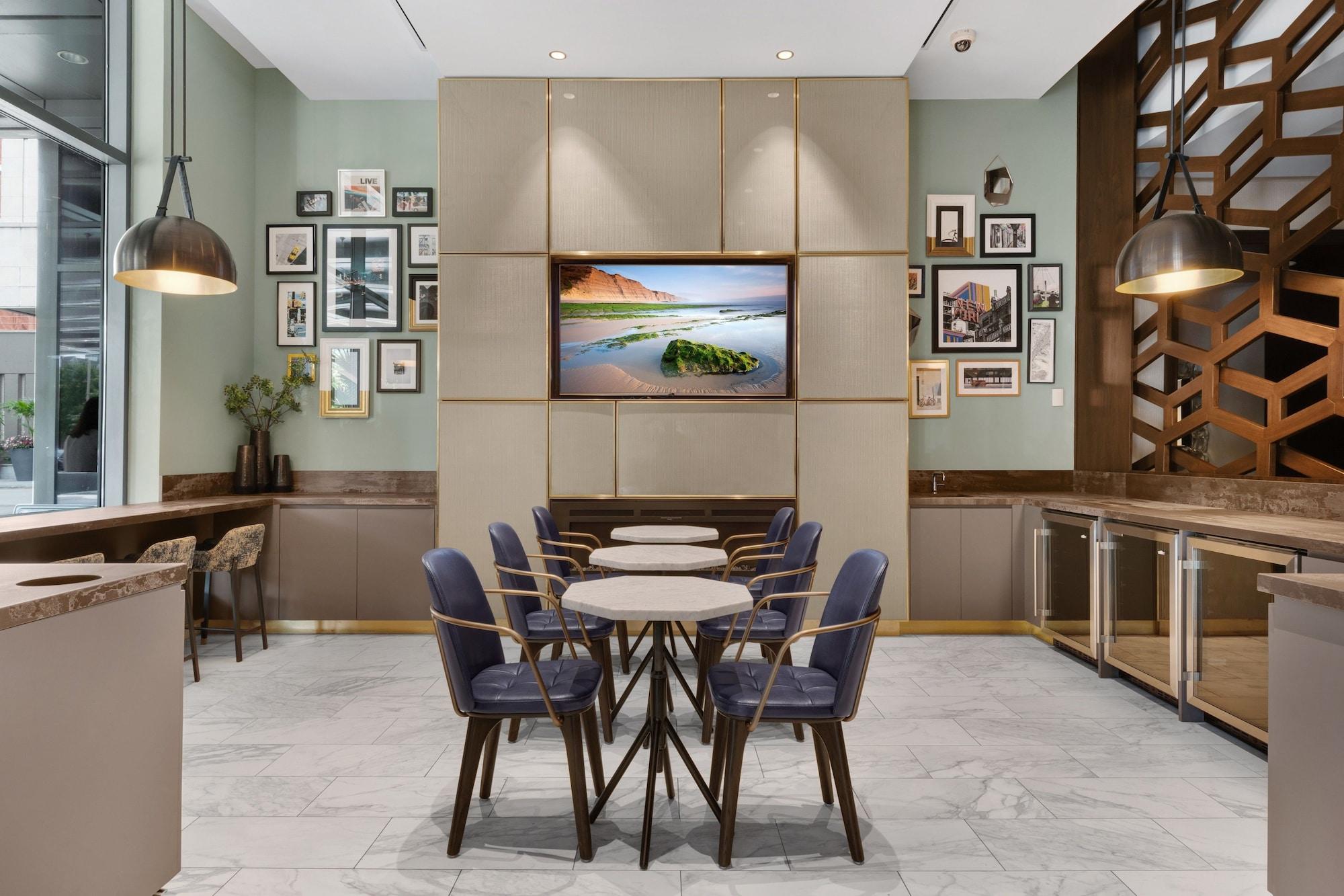 Restaurant Global Luxury Suites Downtown Jersey City