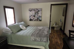 Alquiler Vacacional - Cozy 1-bedroom house in awesome Lambsburg with WiFi, AC , swimming pool.