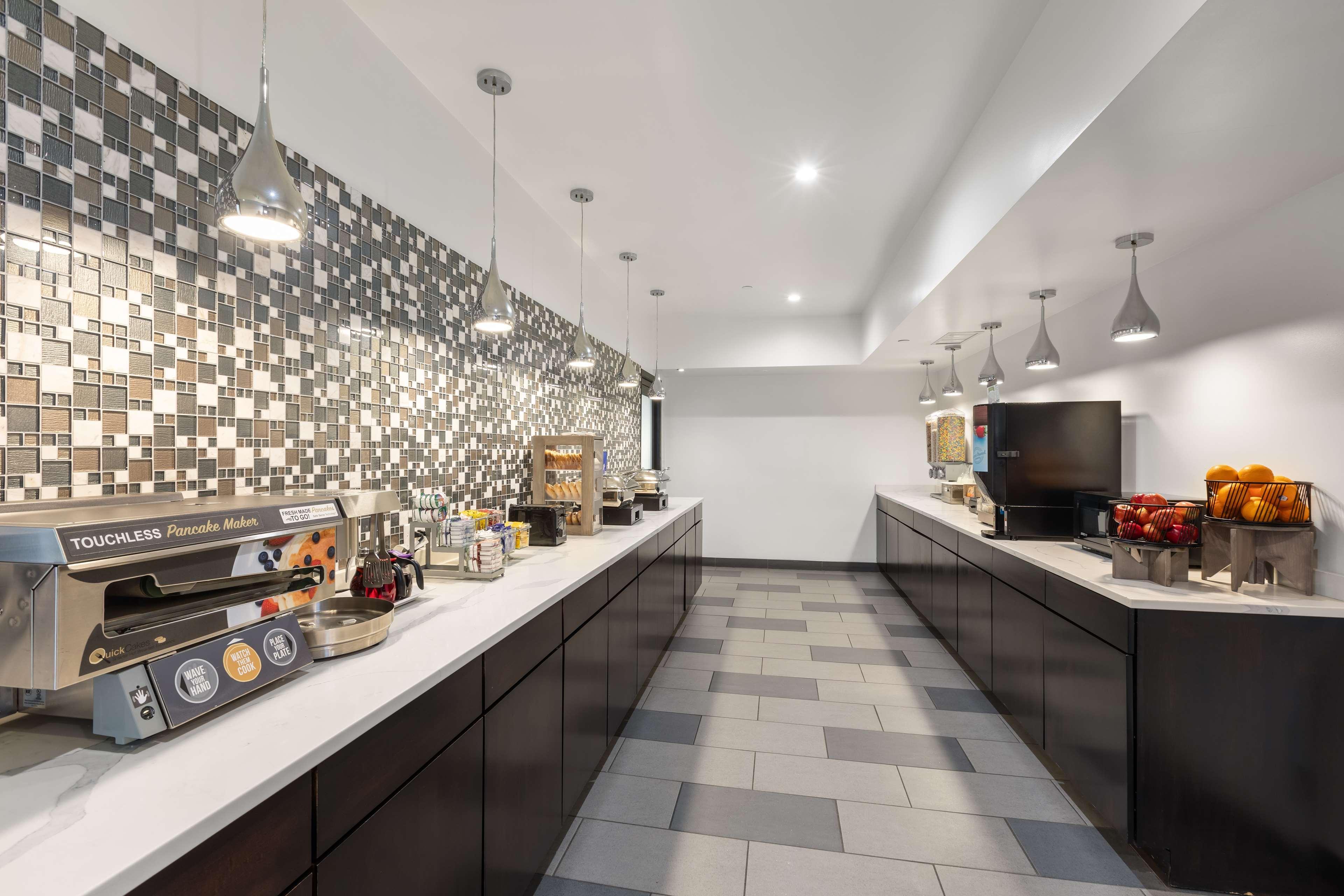 Restaurant Best Western Inn & Suites - Midway Airport