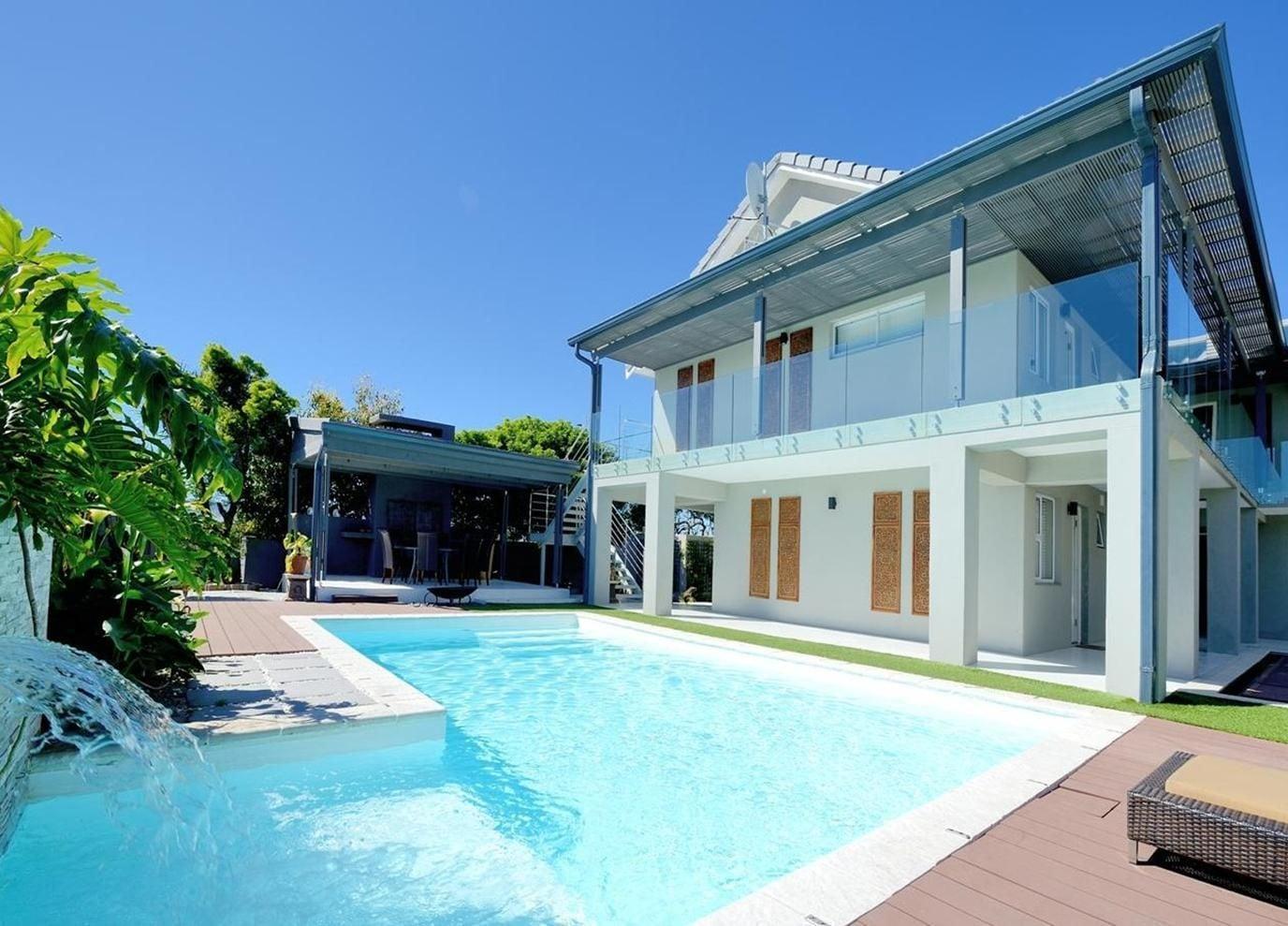 Vista Piscina Grand Blue D