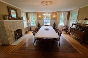 Alquiler Vacacional - Historic 1914 Georgian Colonial Manor