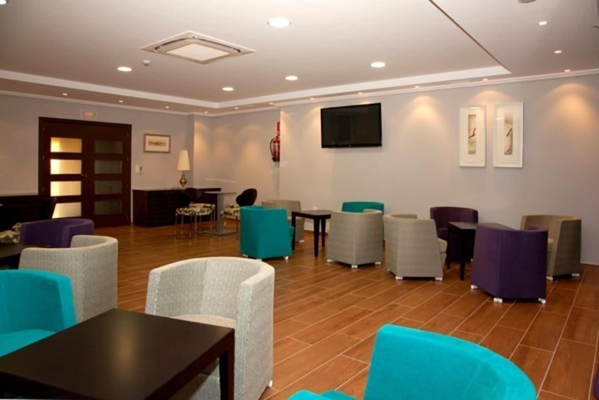 Bar/Salón Hotel Y Apartamentos Quinto Cecilio