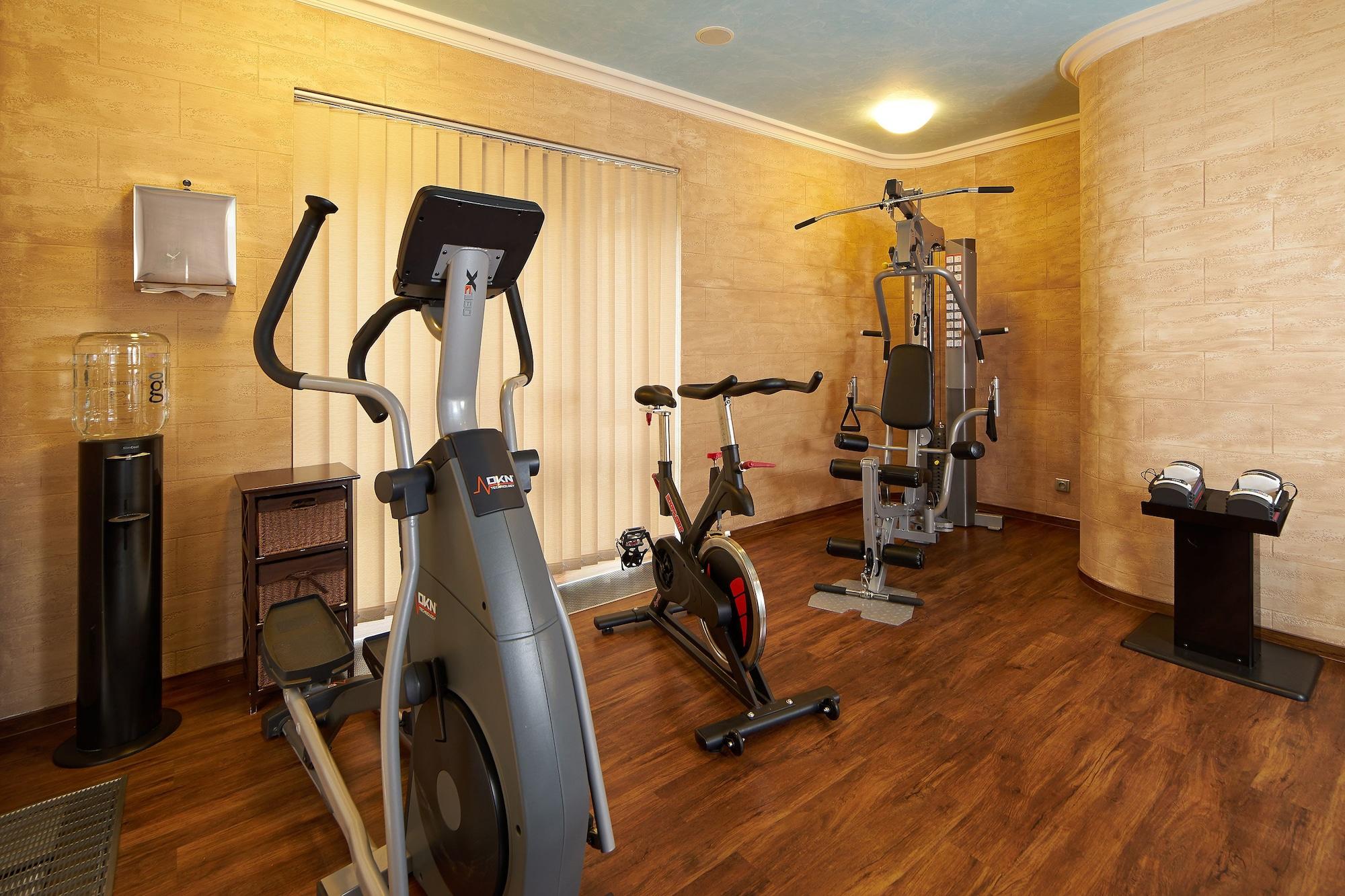 Gimnasio Retro Riverside Wellness Resort