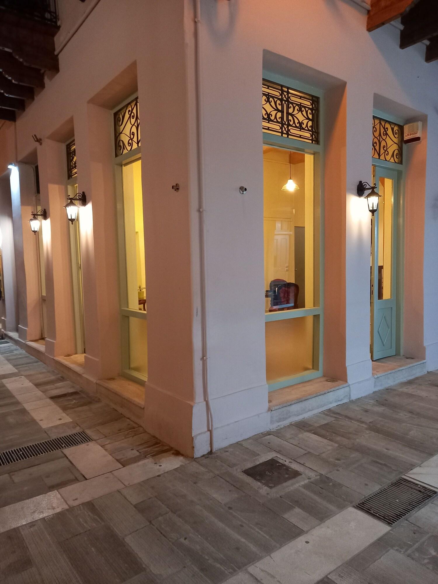 Vista Exterior Andromeda Suites