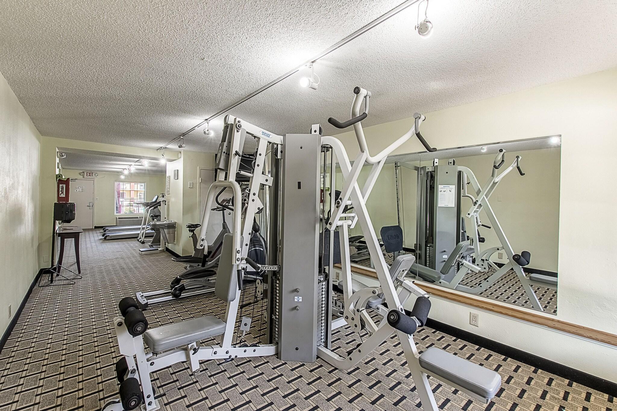 Gimnasio Clarion Inn Columbia Airport