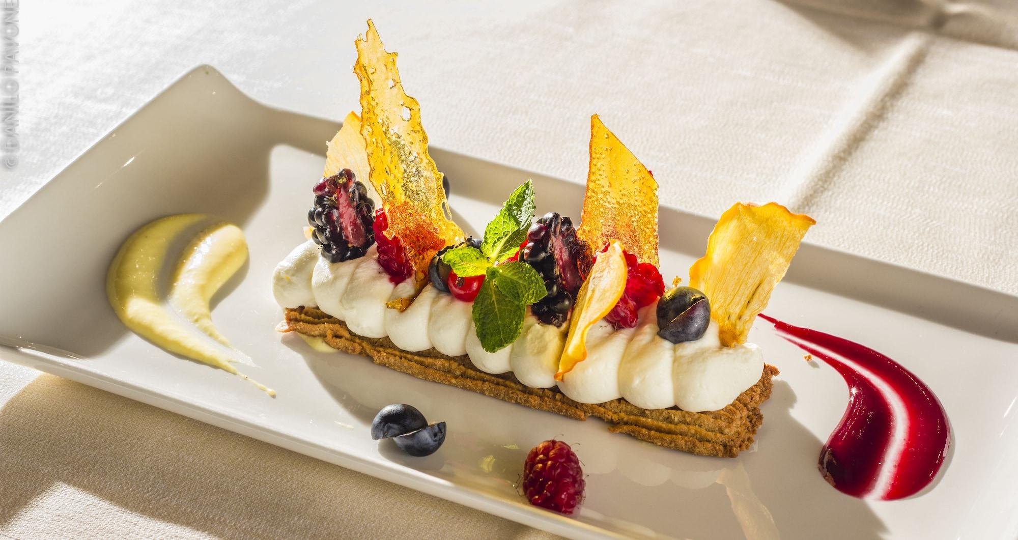 Restaurant Arli Hotel Business and Wellness