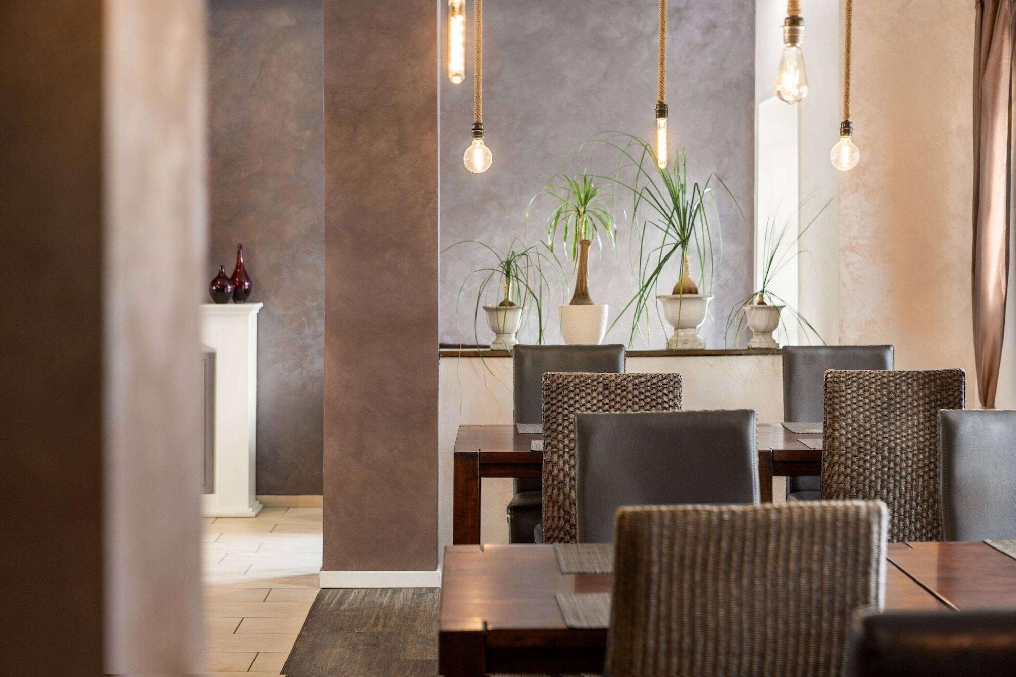 Restaurant Amedia Express Bielefeld, Trademark Collection by Wyndham