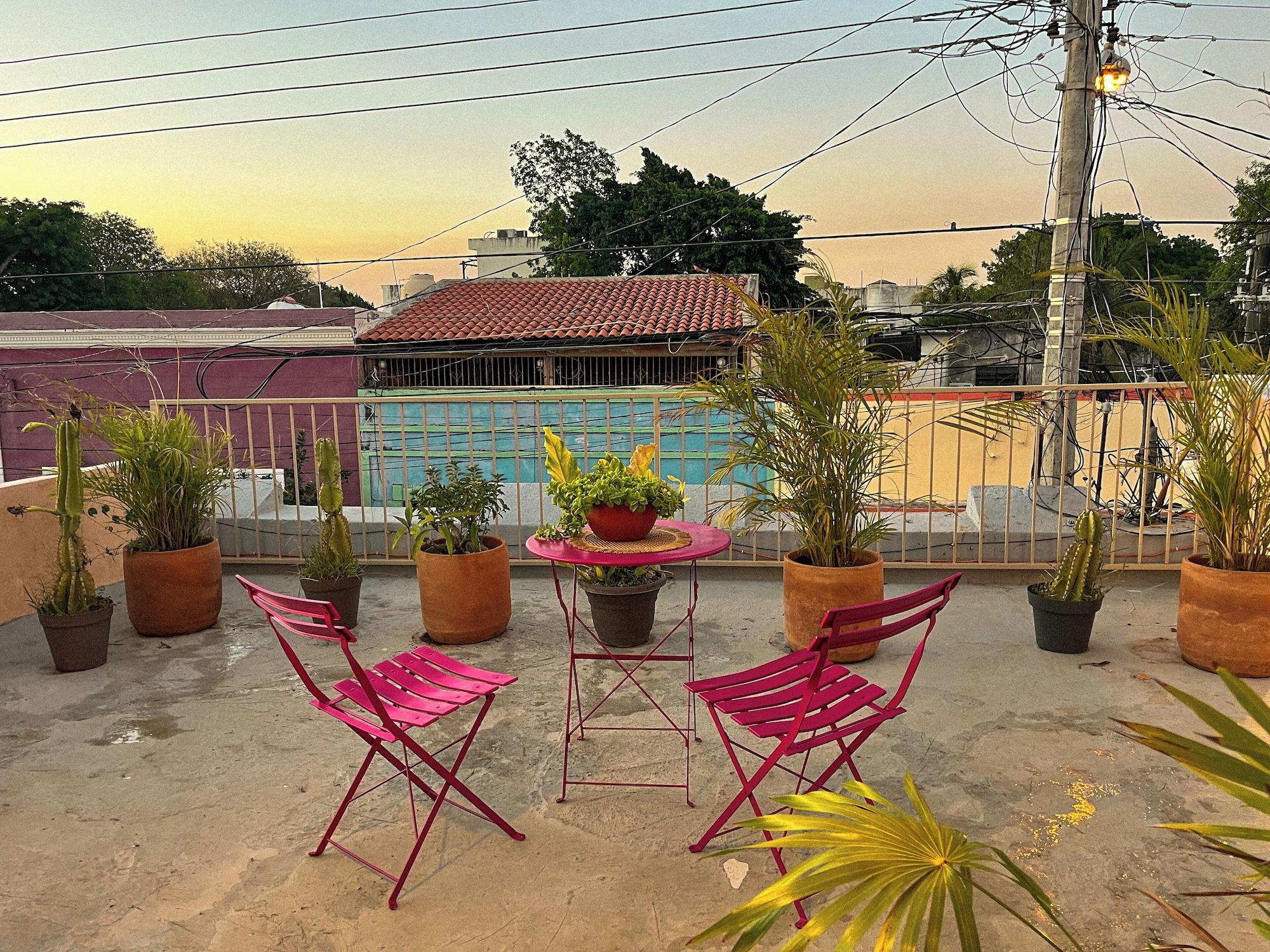 Equipamiento de Habitación Kuka & Milpa