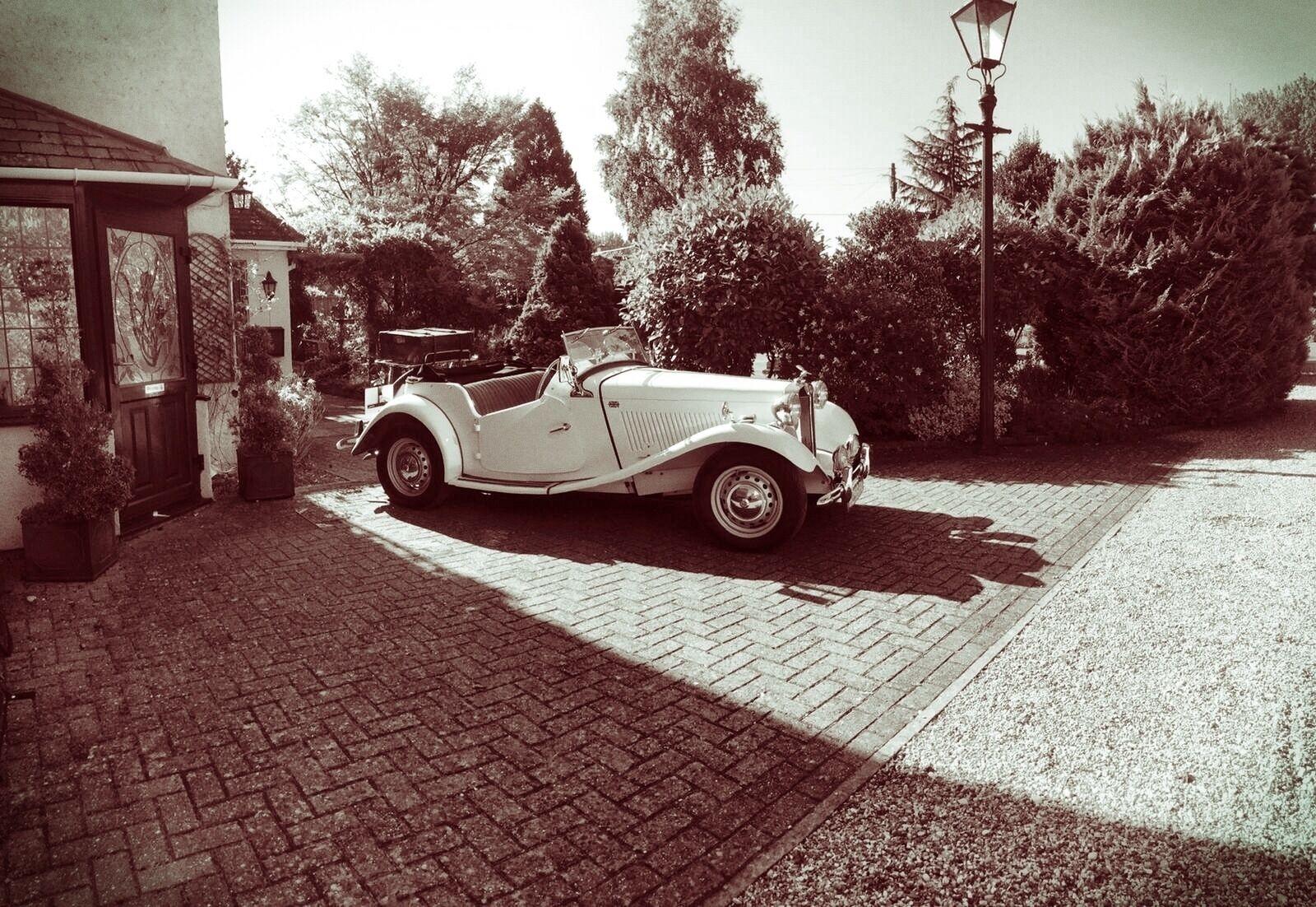 Vista Exterior Coombe House