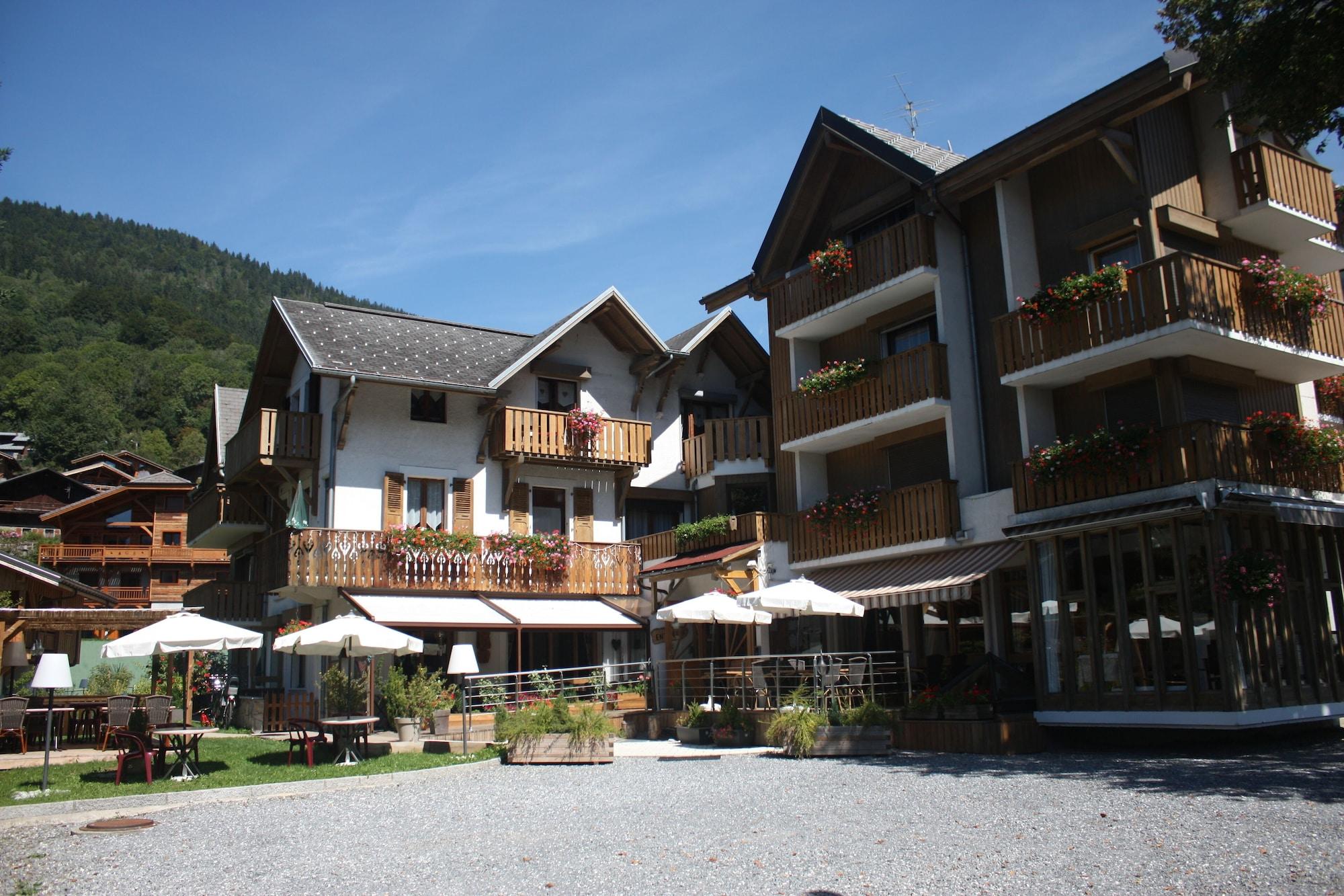 Vista Exterior Hôtel Le Gai Soleil