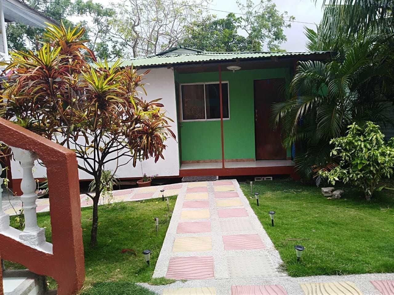 Varios Posada Valerie Home