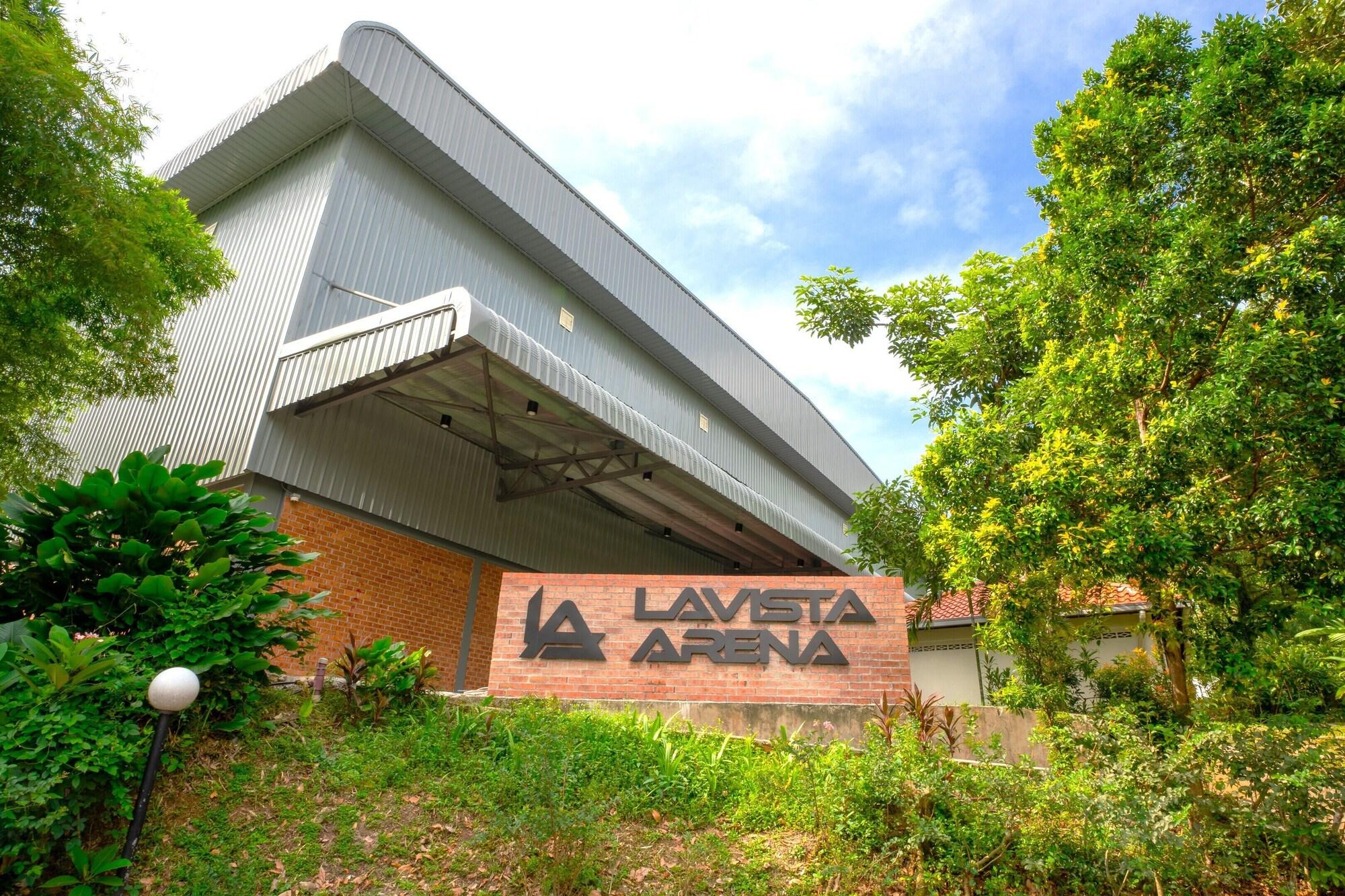 Vista Exterior Bangi Resort Hotel