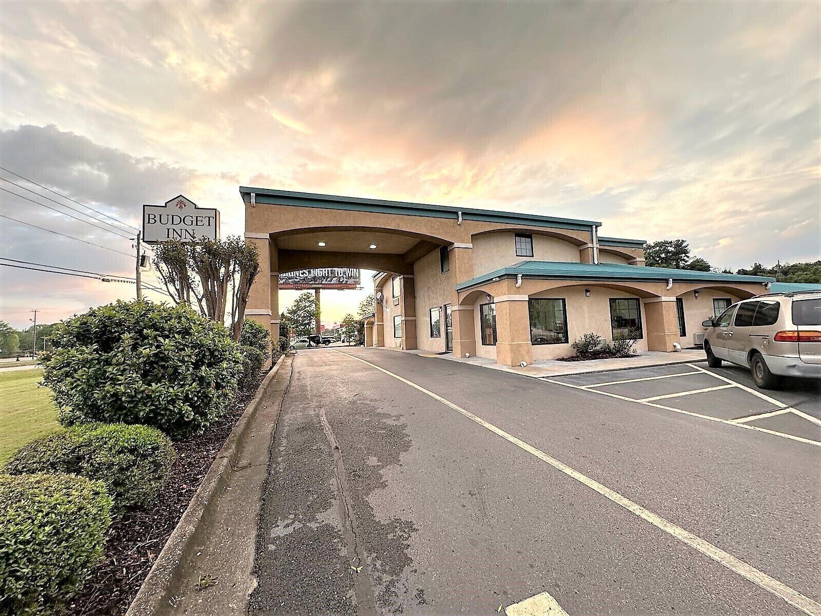 Vista Exterior Budget Inn