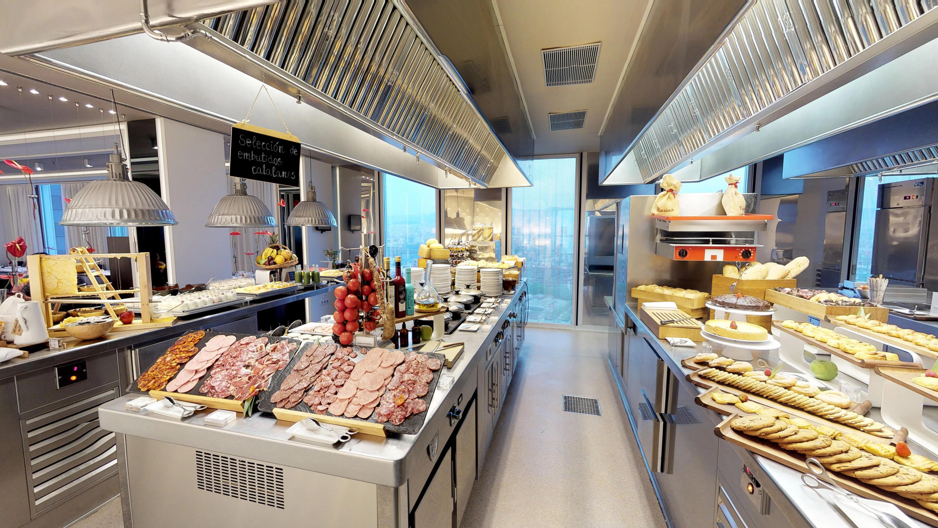 Restaurant The Level At Melia Barcelona Sky