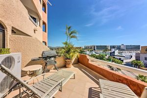Alquiler Vacacional - Marina View Cabo San Lucas Condo < 1 Mile to Beach