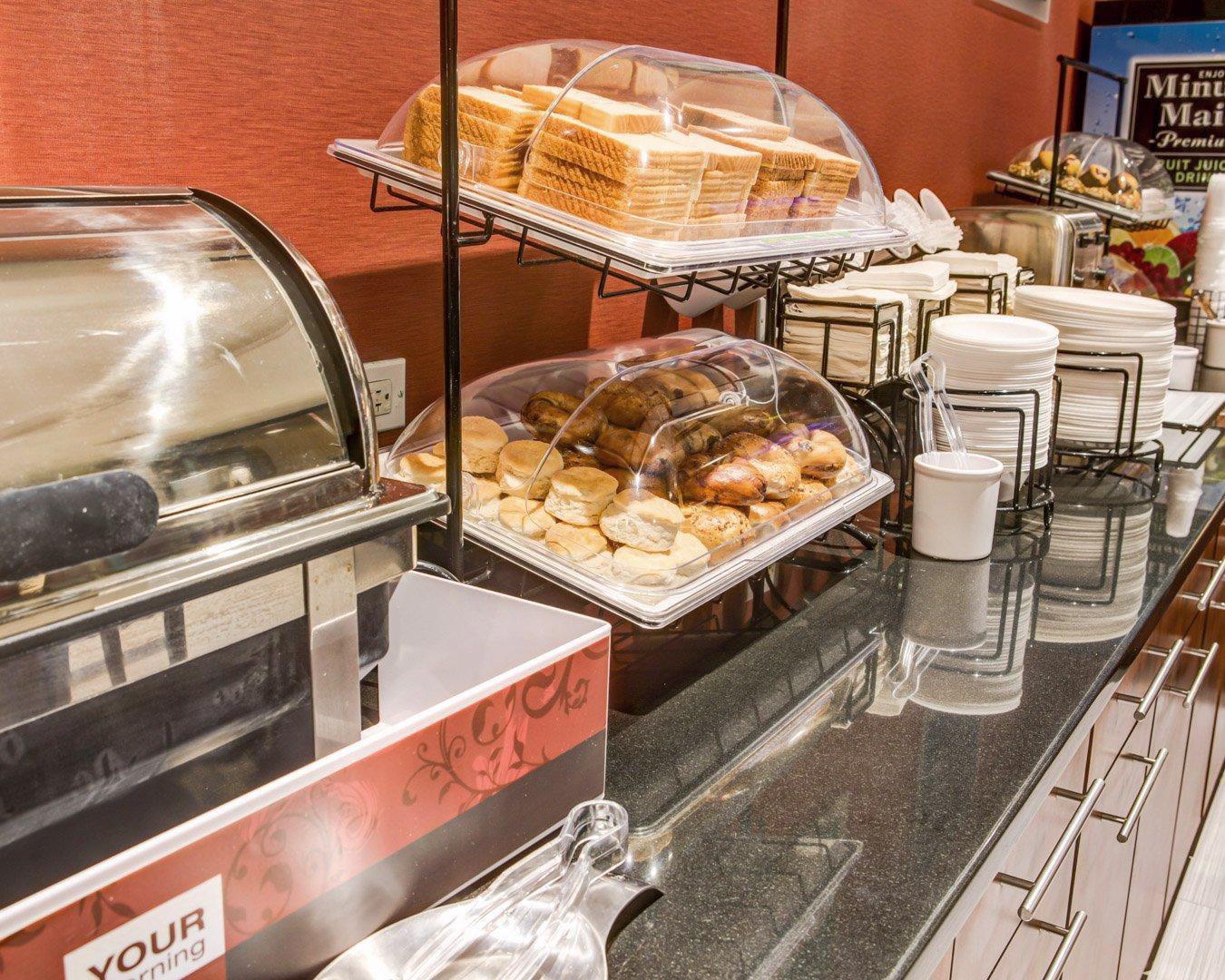 Restaurant Ramada by Wyndham New York Times Square West