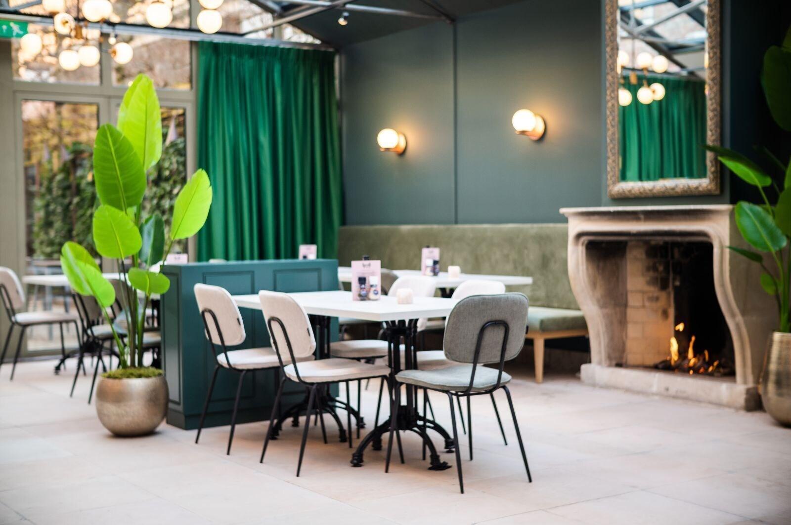 Bar/Salón Hotel Halbert