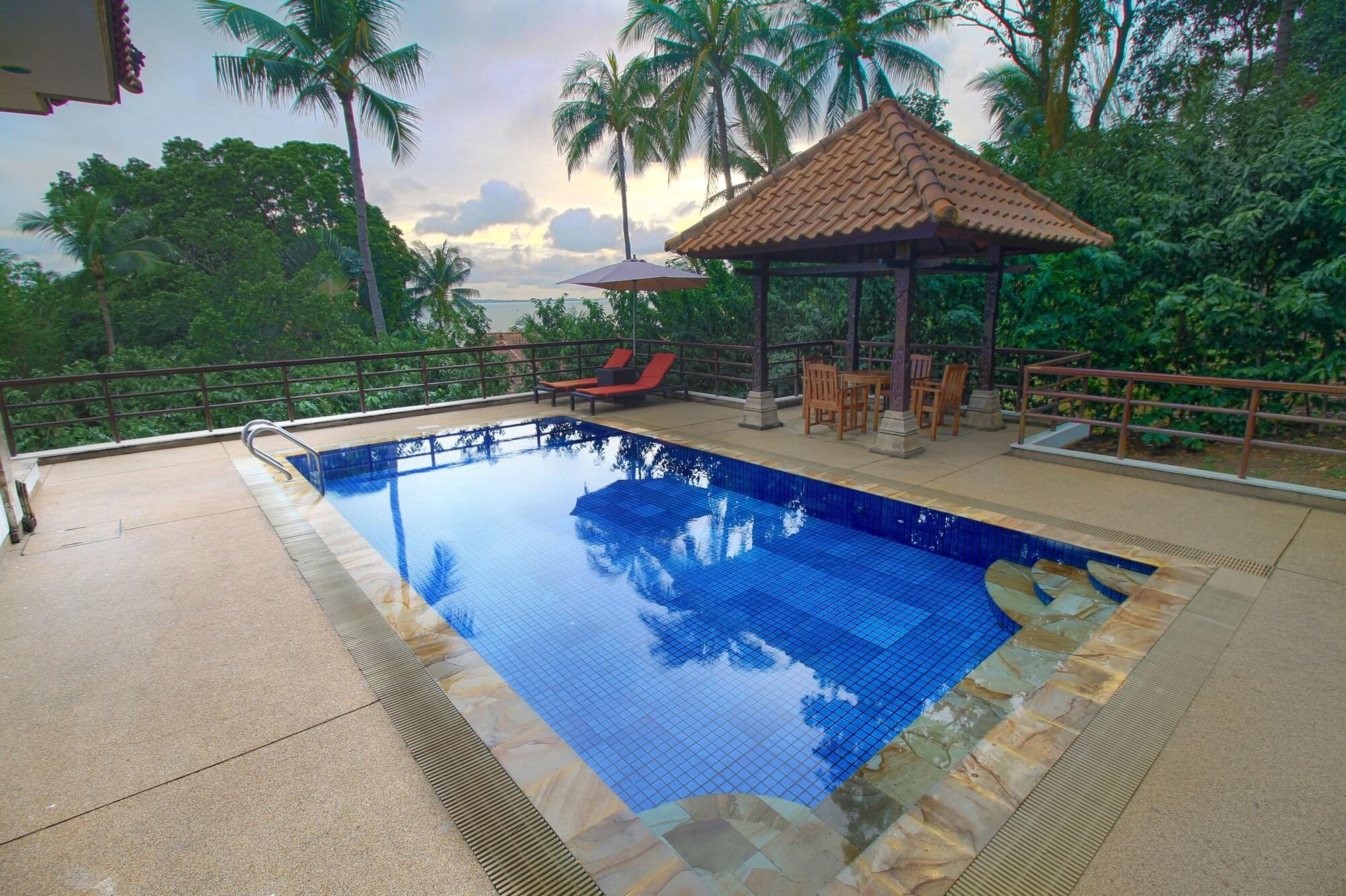 Vista Exterior Indra Maya Pool Villas