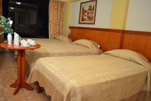 Alojamiento - Takana Inn Hotel