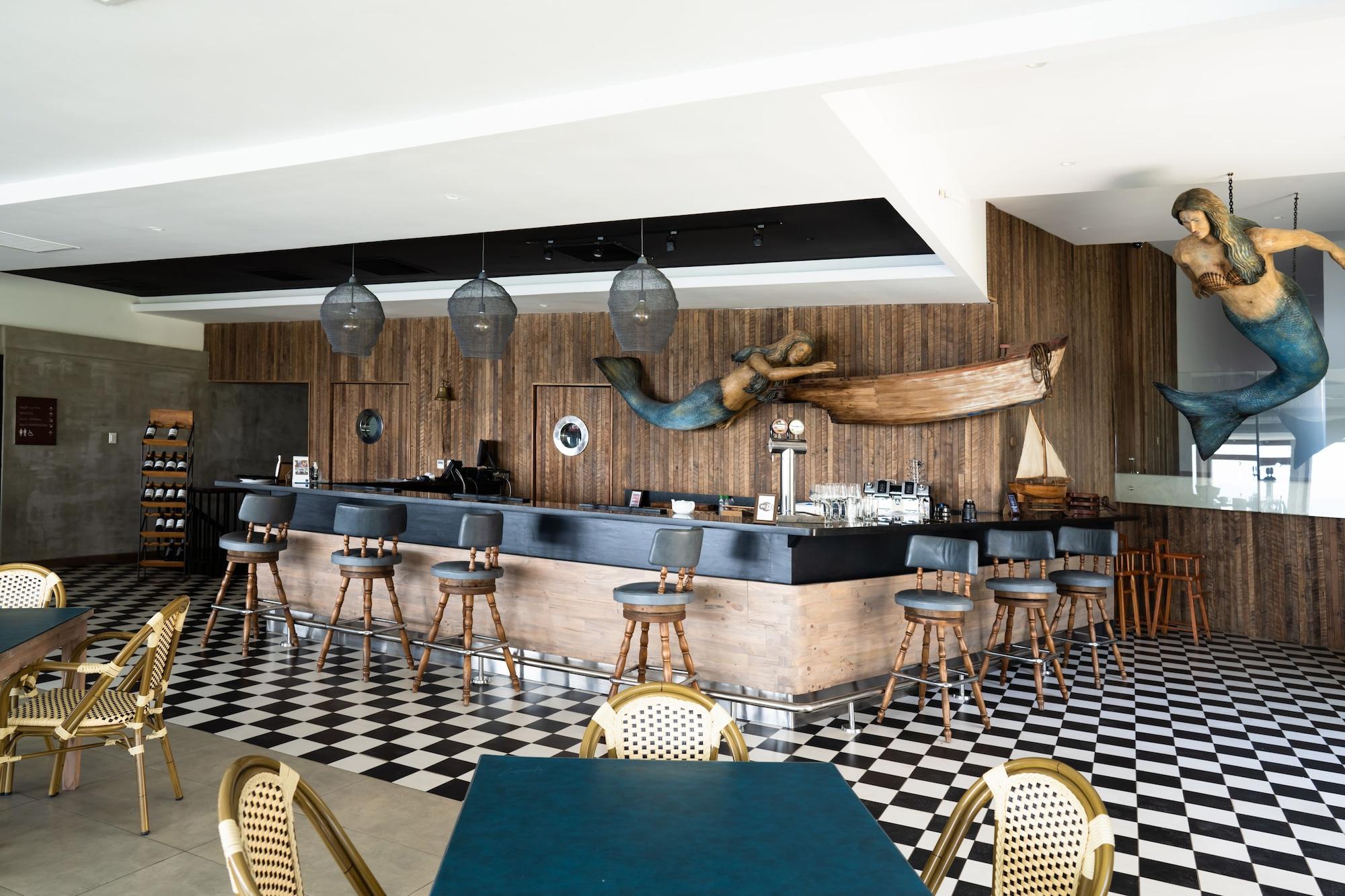 Bar/Salón Yachting Hotel Quintero