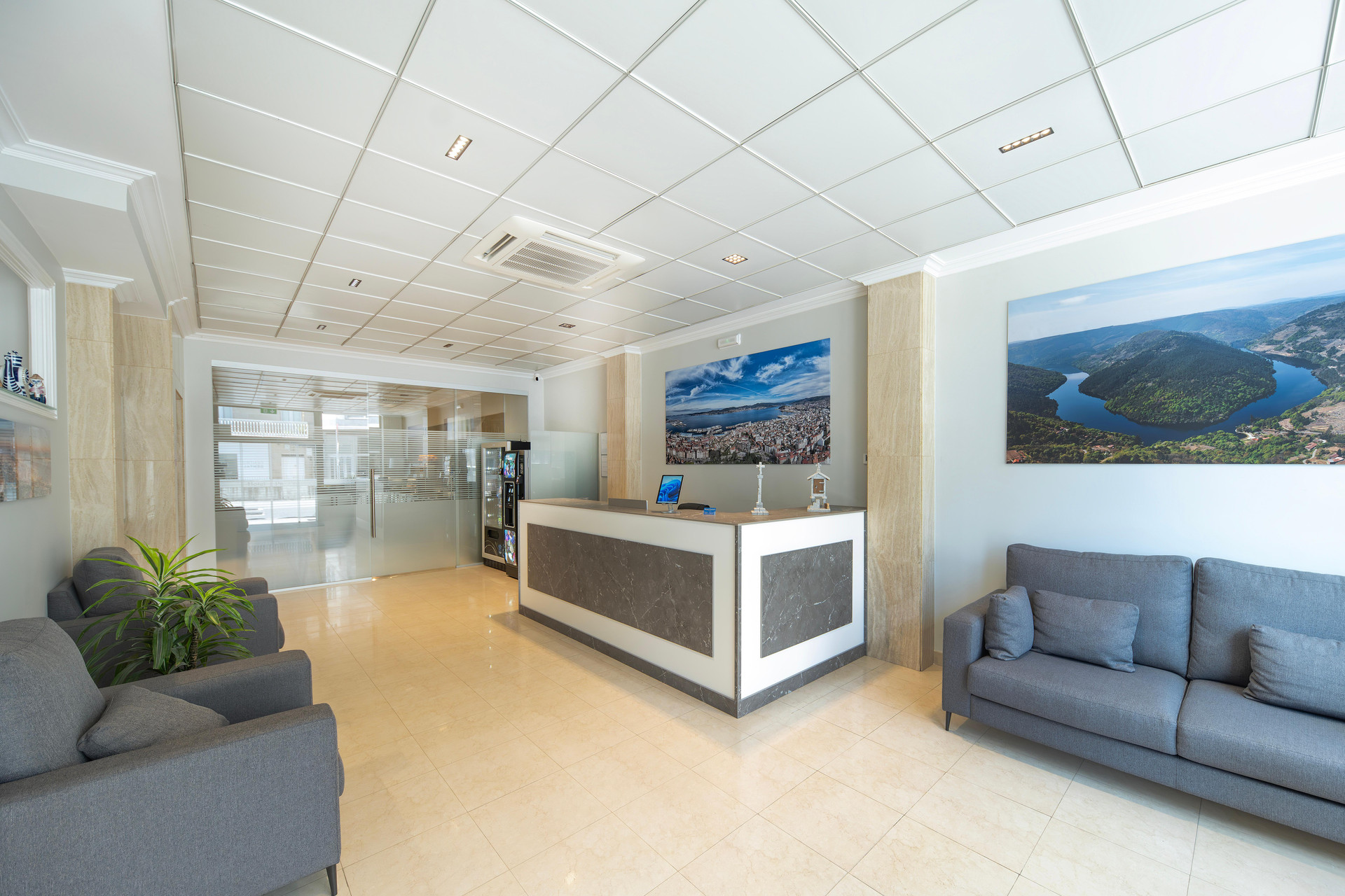 Vista Lobby Hotel Pantón