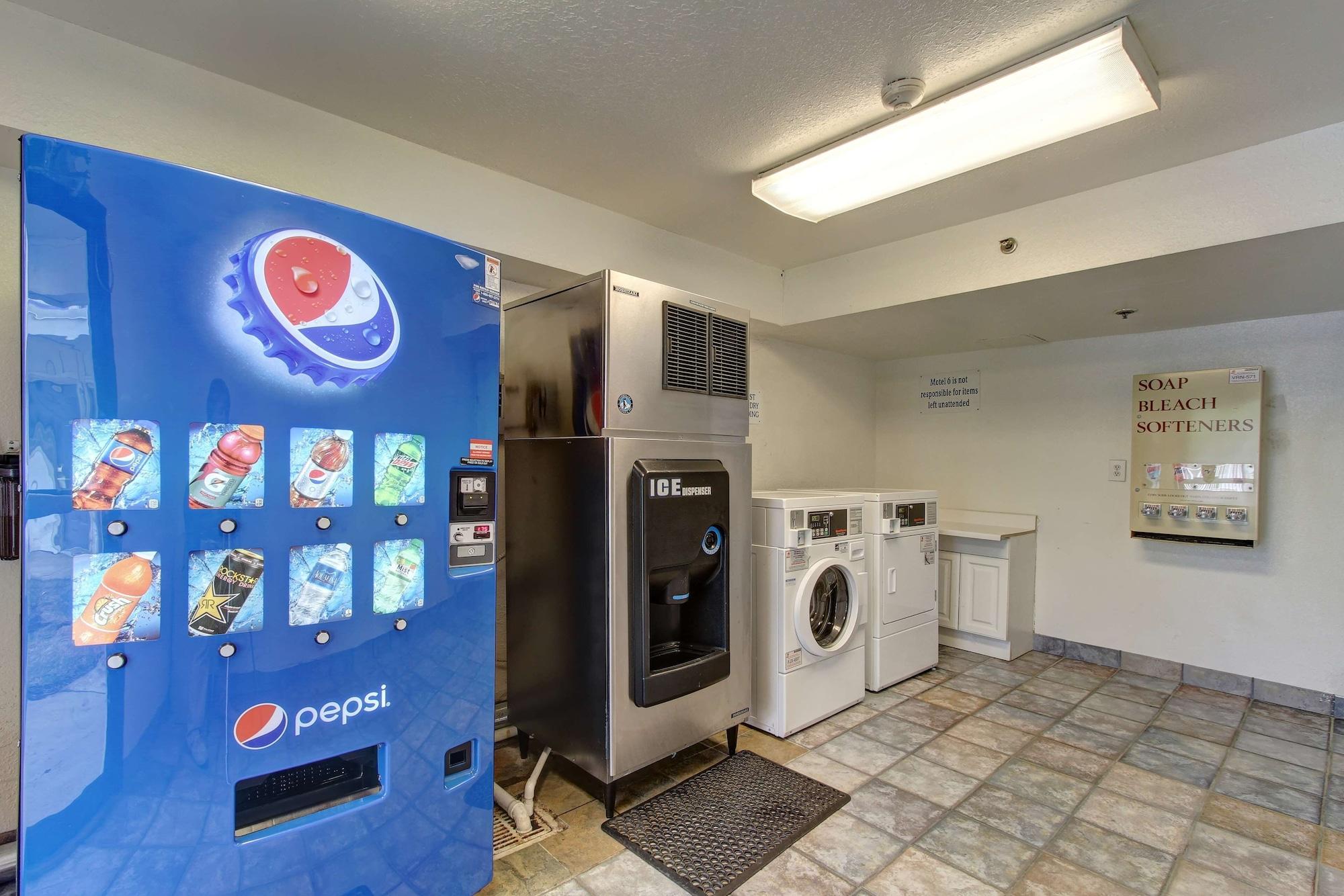 Restaurant Motel 6 Amherst, OH - Cleveland West - Lorain