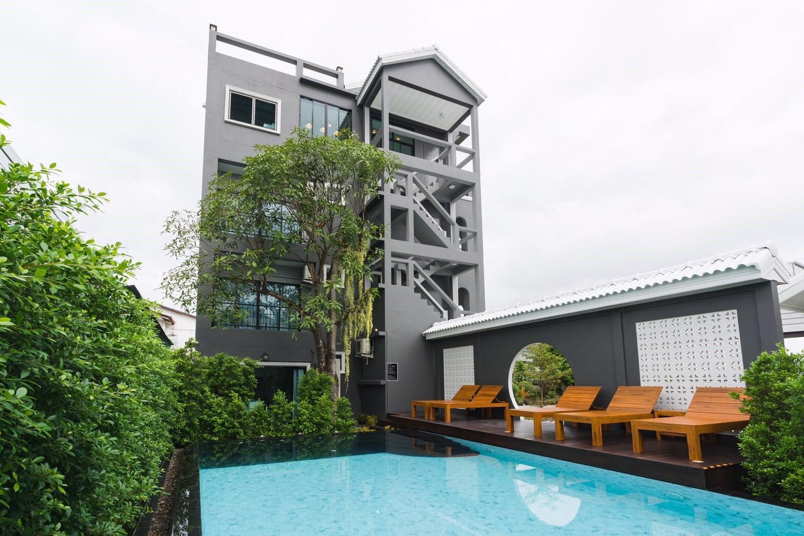 Playa The Besavana Phuket