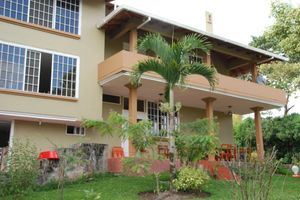 Alojamiento - CASA UPANO Guesthouse & Bird Sanctuary