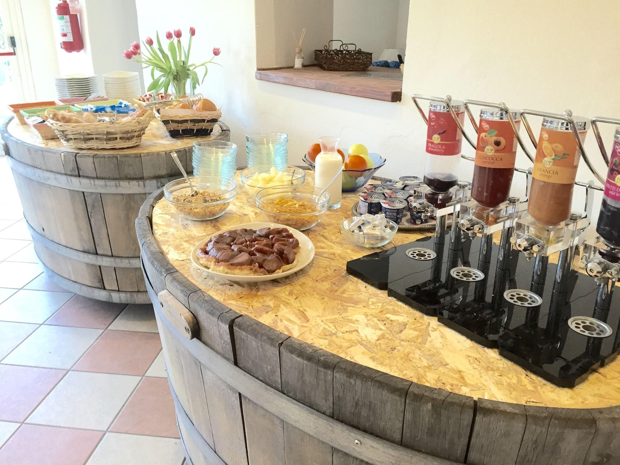 Bar/Salón Villa San Fedele