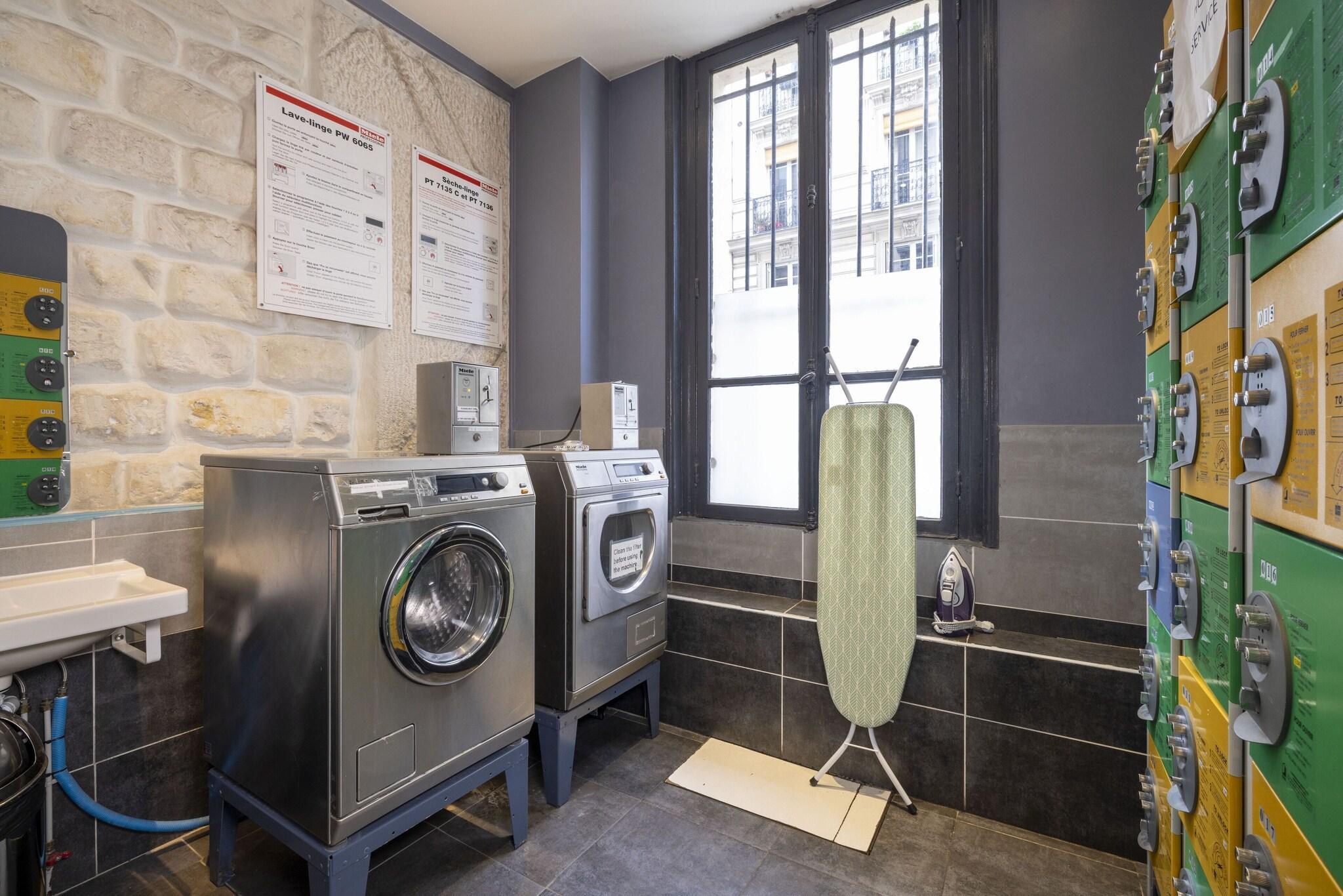 Instalaciones Recreativas Le Régent Montmartre by Hiphophostels