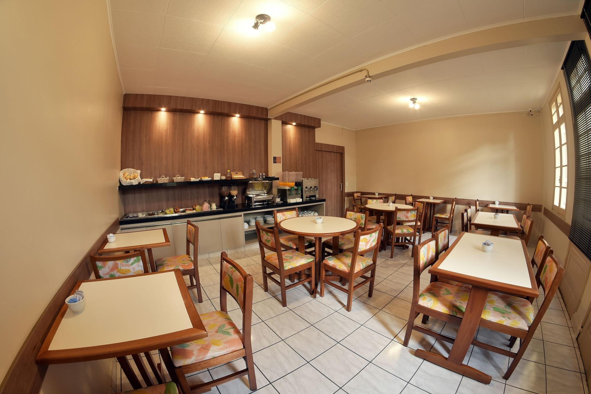 Varios Hotel Itamarati