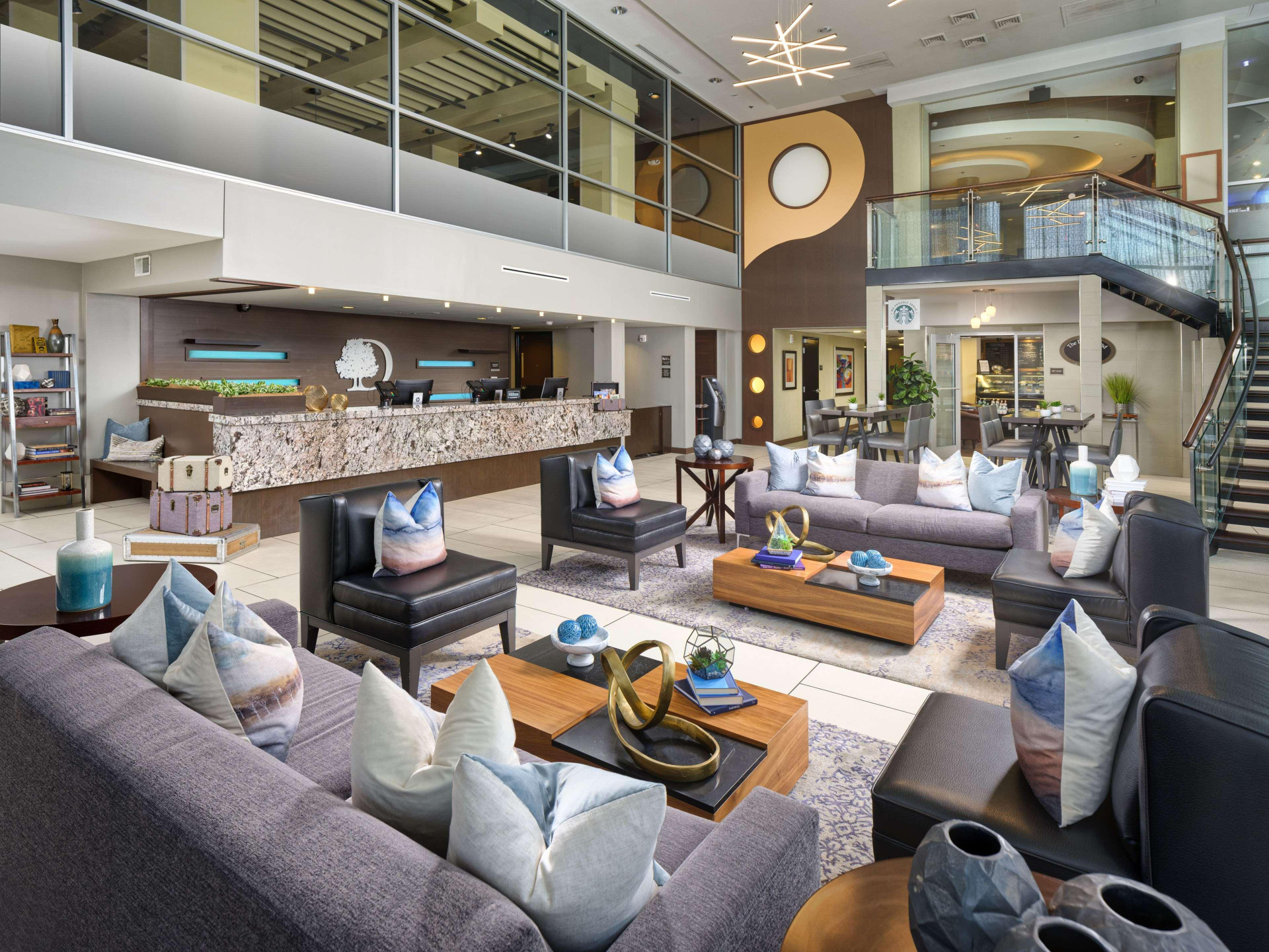 Vista Lobby DoubleTree by Hilton Hotel Chattanooga Downtown
