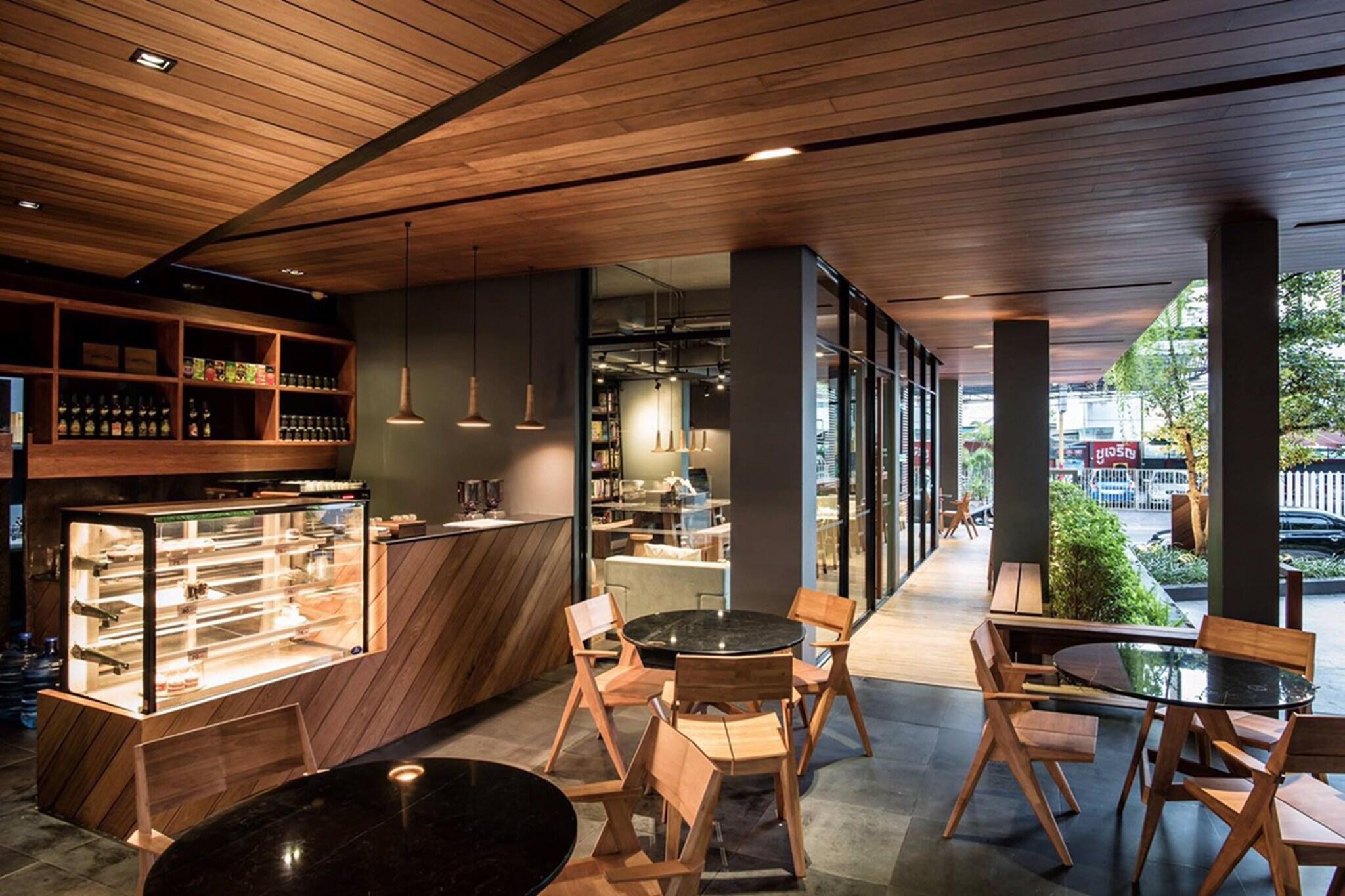 Bar/Salón The Habita Hatyai