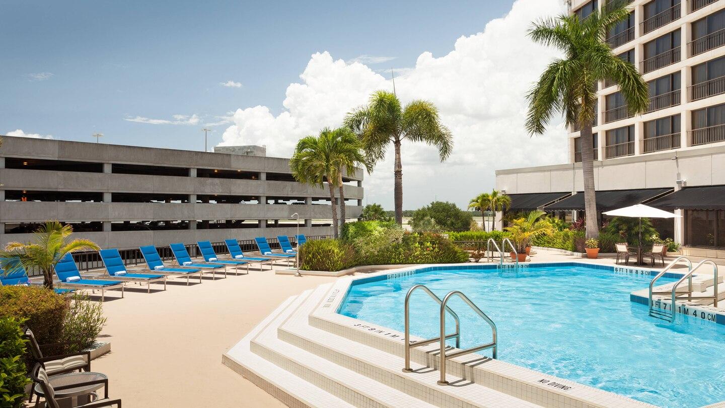Vista da piscina Tampa Airport Marriott