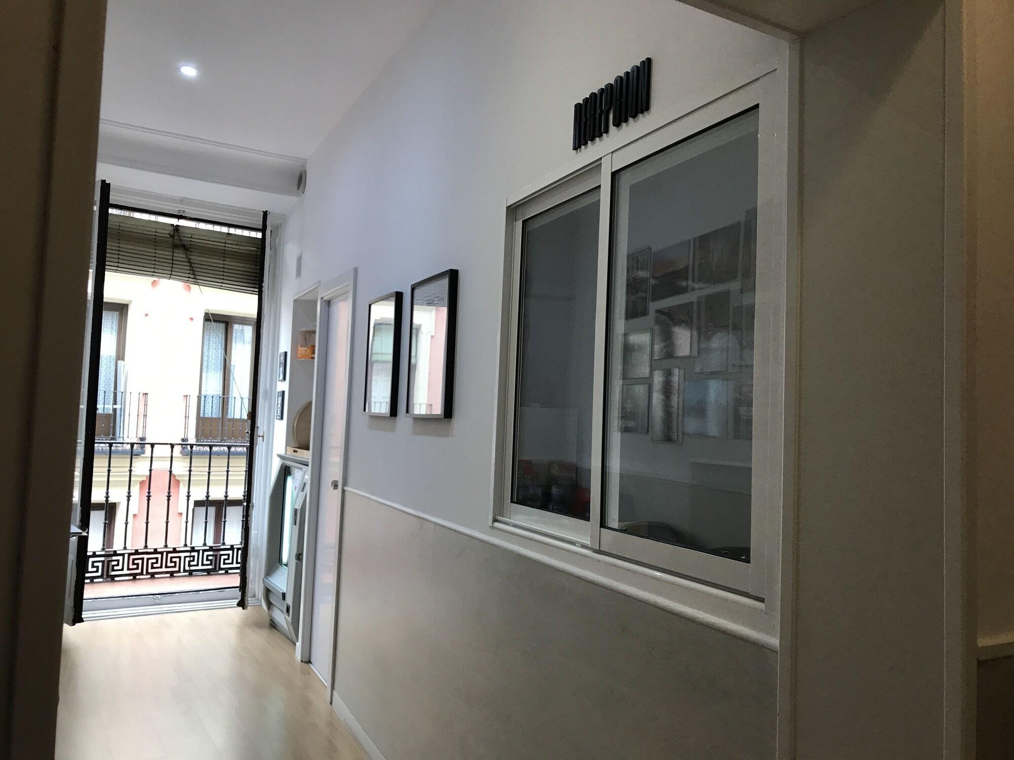 Vista Lobby Ch Otello Rooms By HEBEROOMS