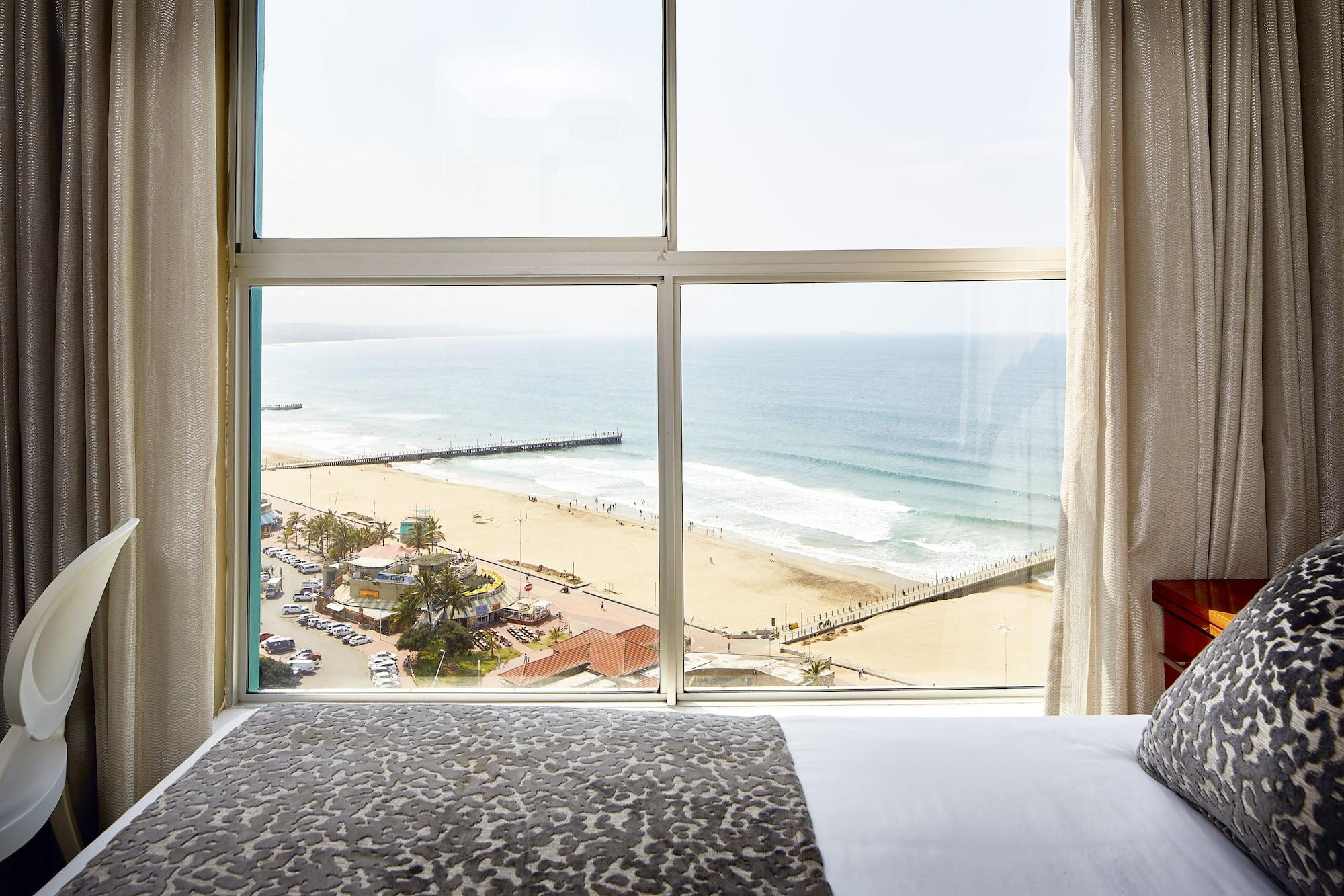 Playa First Group The Palace All-Suite