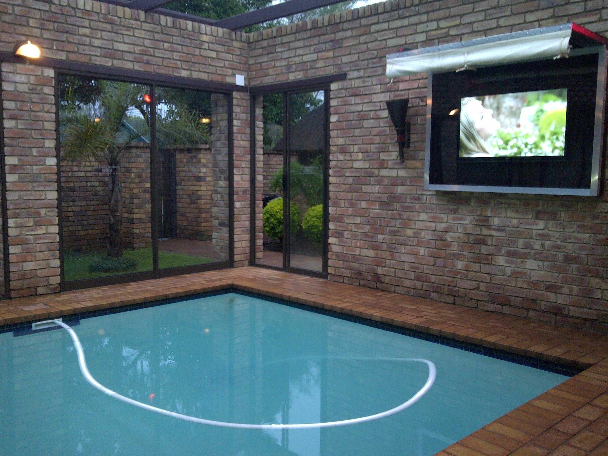 Vista Piscina De Oude Herberg B&B