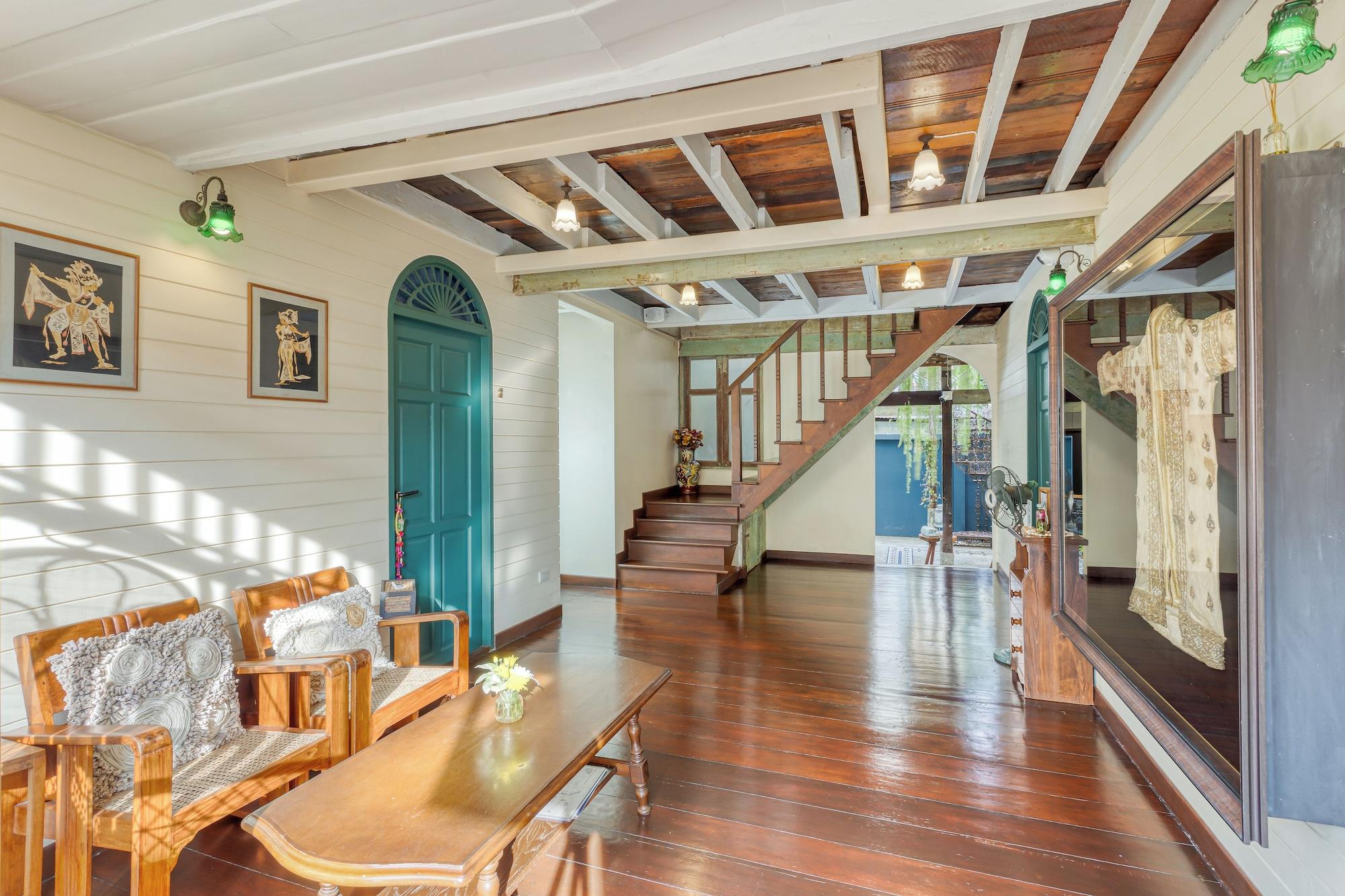 Varios Priya Boutique House