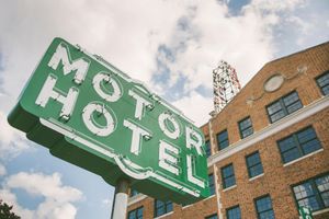 Alojamiento - Hotel Clermont