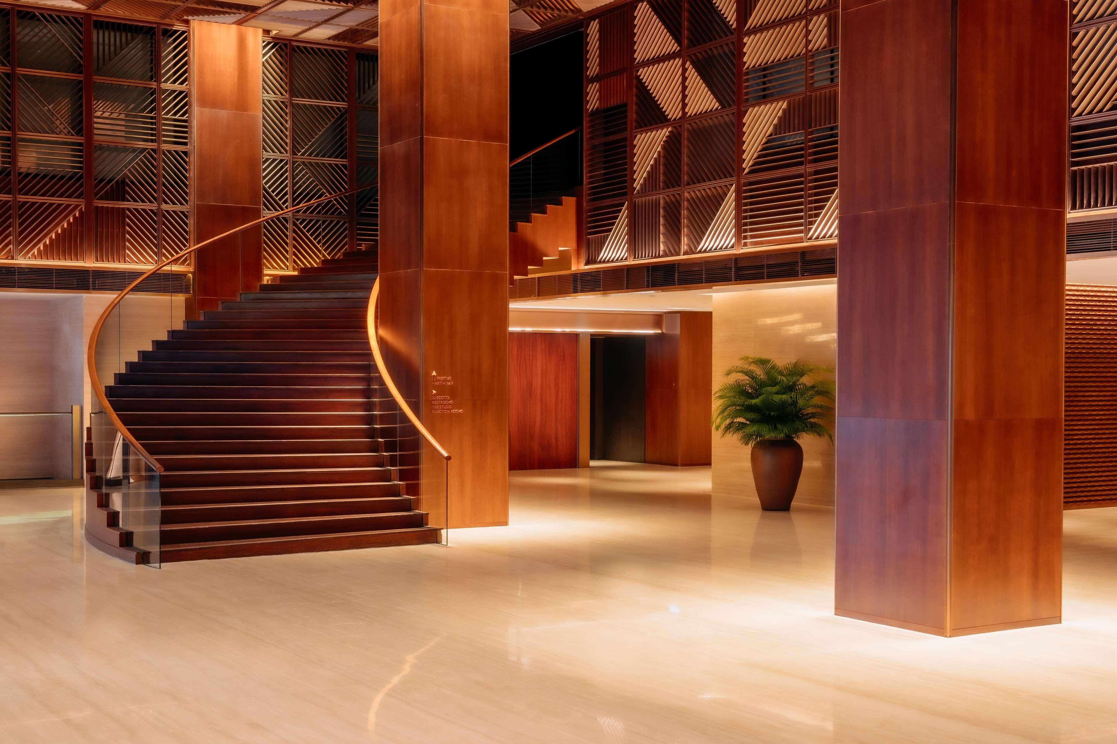 Vista Lobby Grand Hyatt Singapore