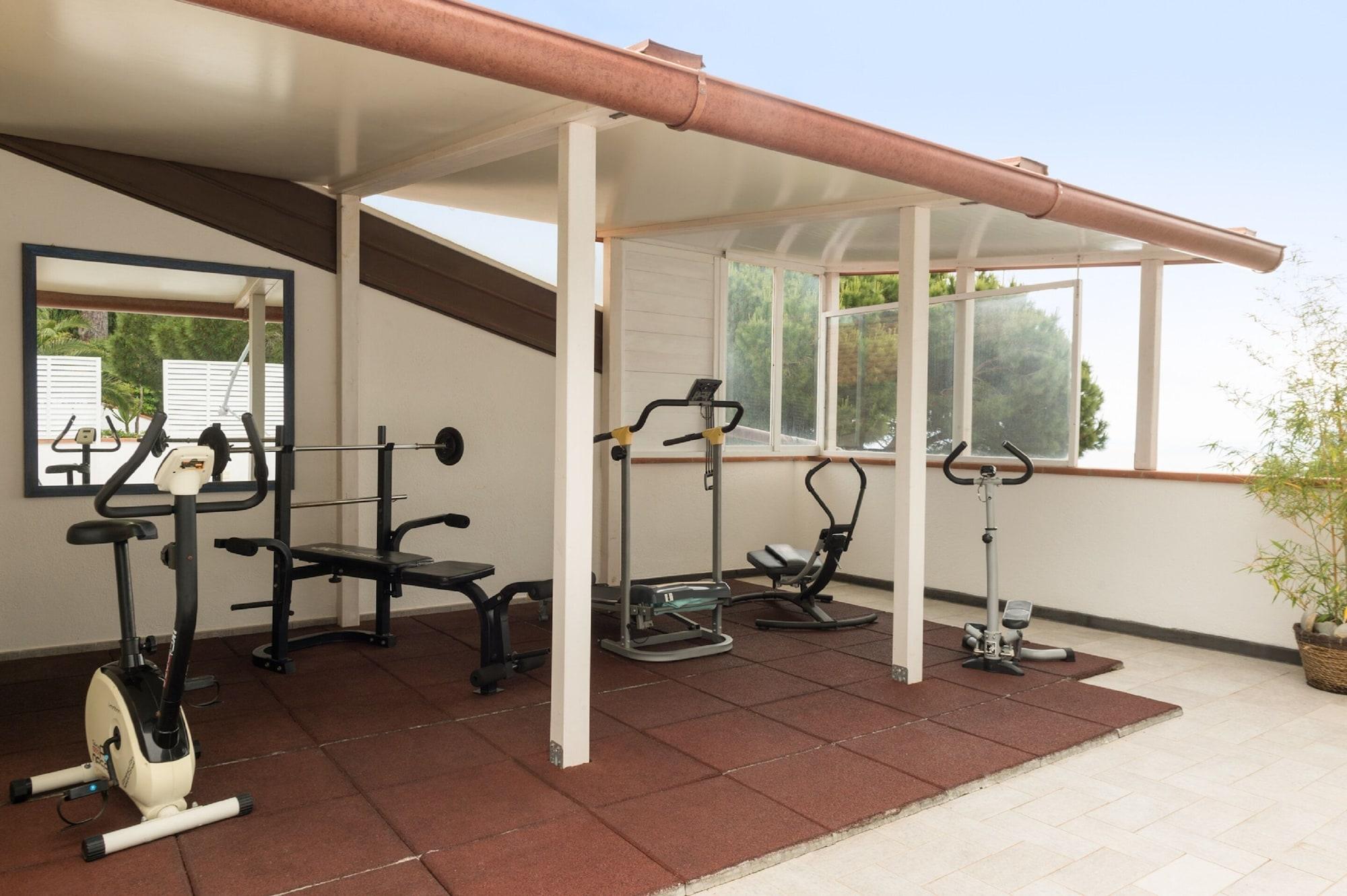 Gimnasio Hôtel Sant'Andrea, The Originals Relais (Relais du Silence)